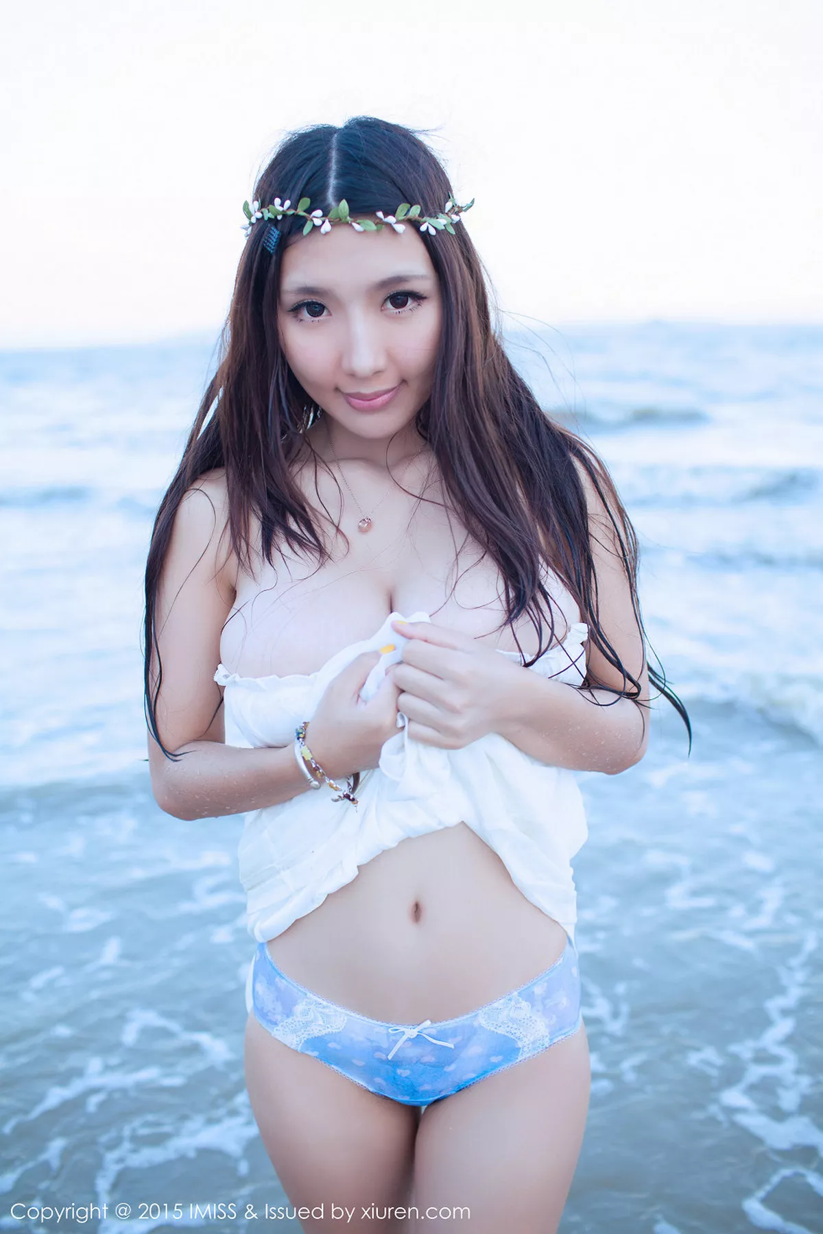 秀人集.com_[IMISS爱蜜社]Vol.001_嫩模晓茜sunny掀真空上衣抚摸双峰爆乳诱惑写真71P