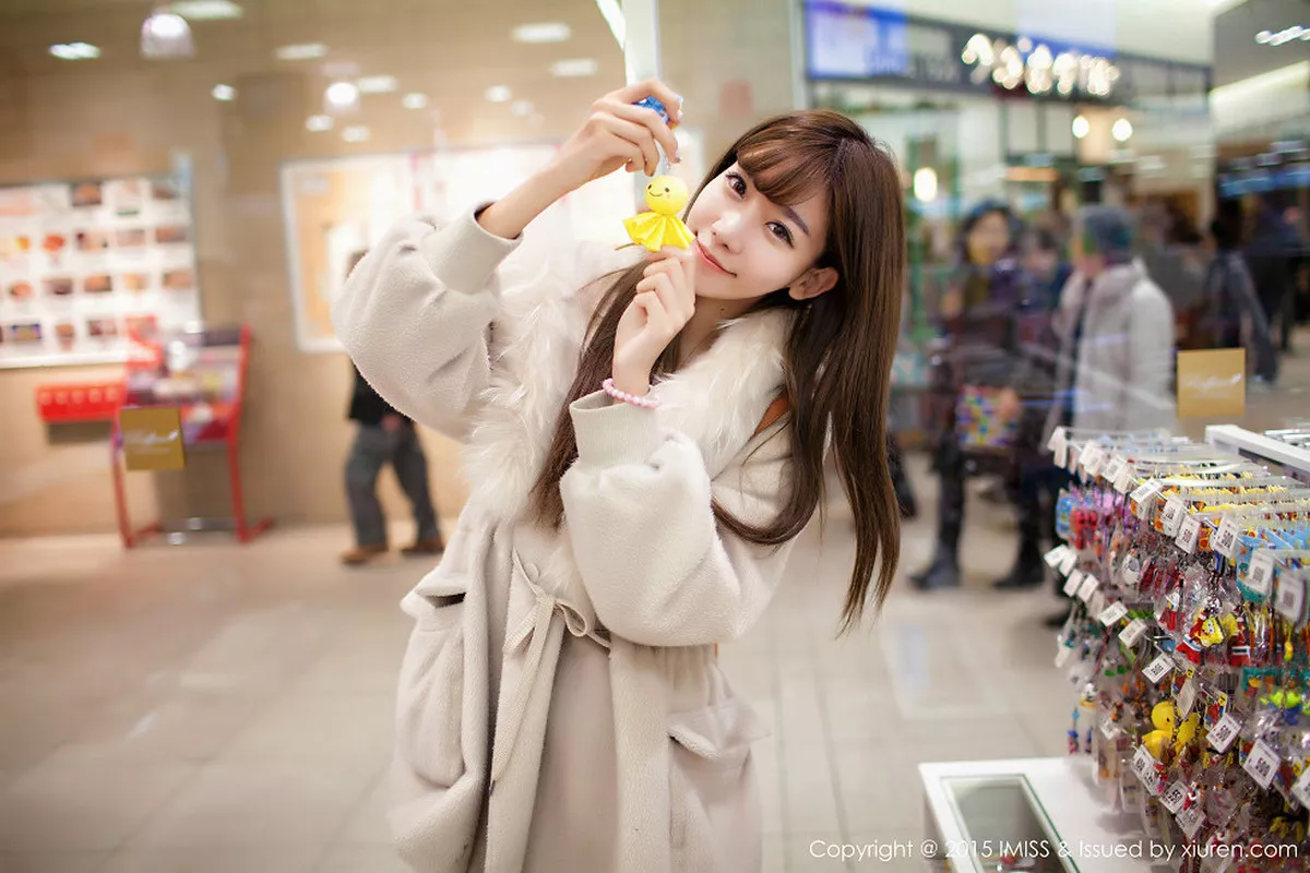 秀人集.com_[IMISS爱蜜社]Vol.010_90后绝美showgirl陈潇户外清爽迷人写真71P