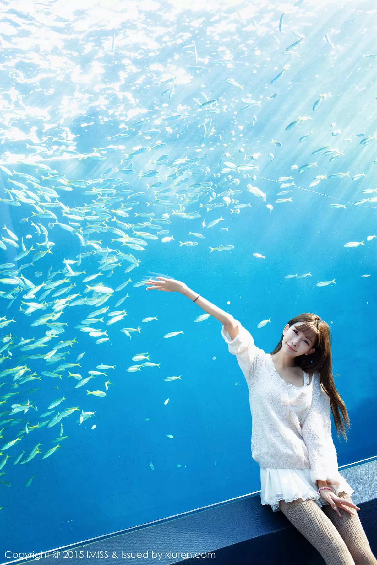 秀人集.com_[IMISS爱蜜社]Vol.010_90后绝美showgirl陈潇户外清爽迷人写真71P