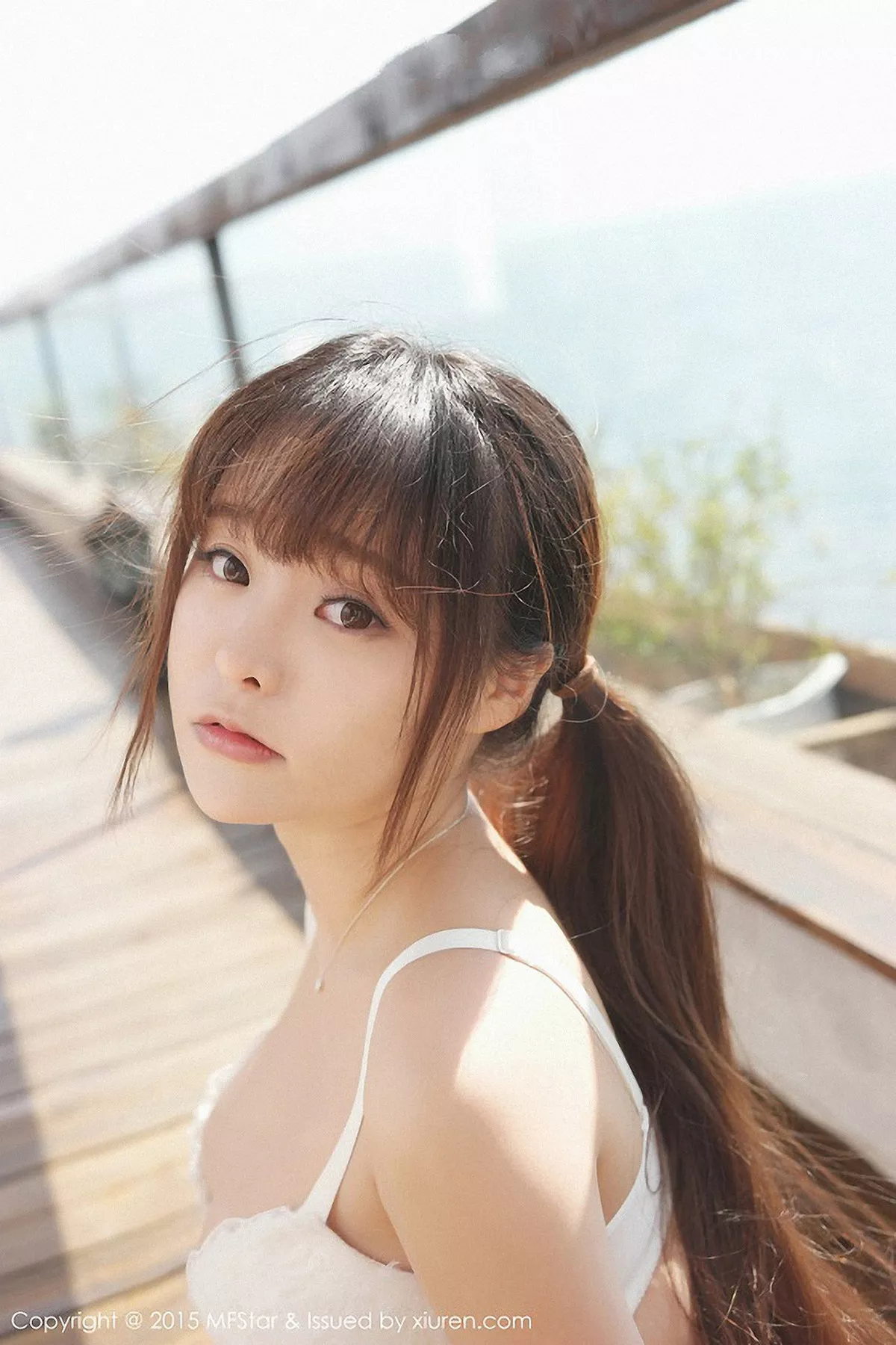 秀人集.com_[MFStar模范学院]Vol.002_嫩模柳侑绮Sevenbaby性感学生制服黑丝美腿写真51P