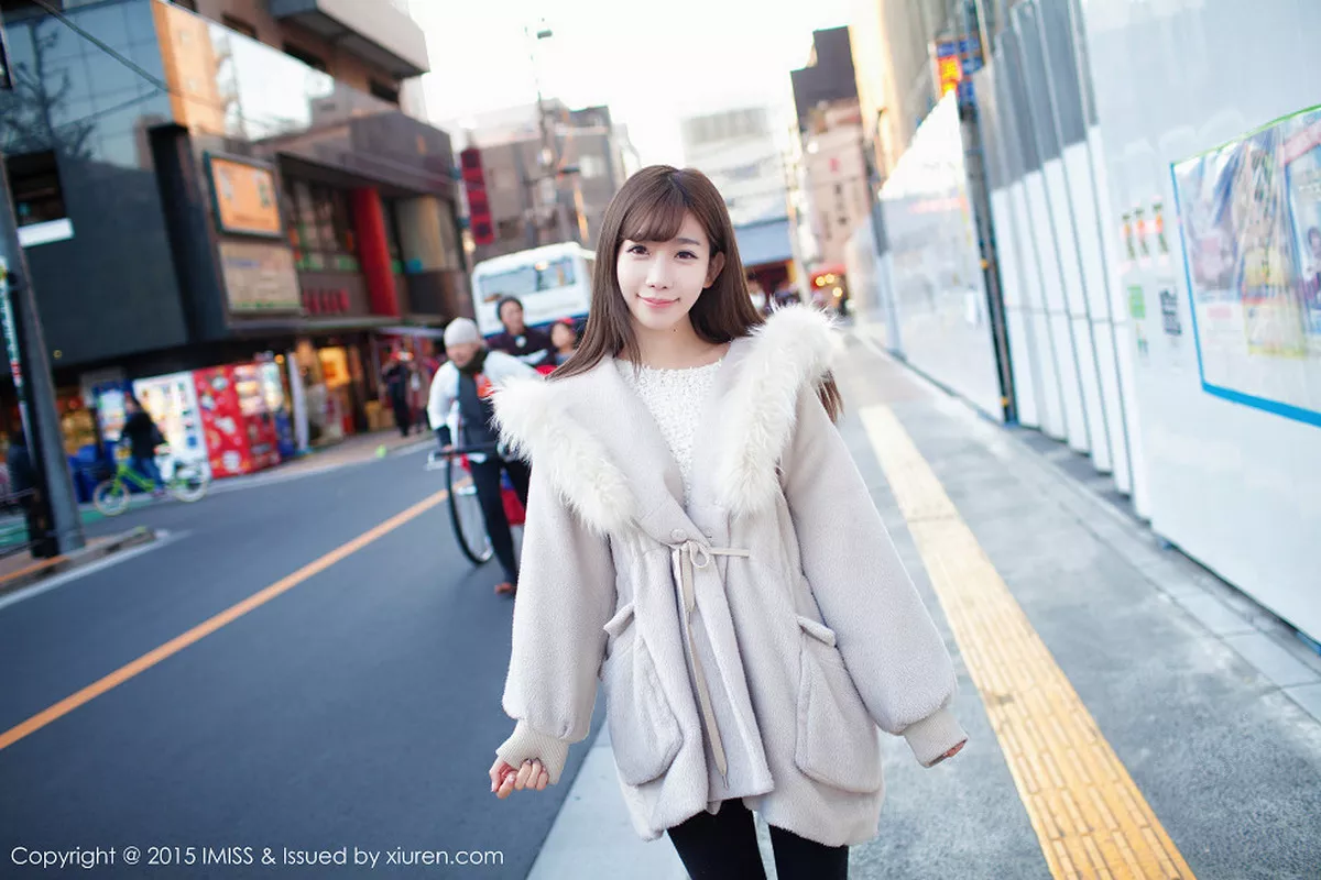 秀人集.com_[IMISS爱蜜社]Vol.010_90后绝美showgirl陈潇户外清爽迷人写真71P