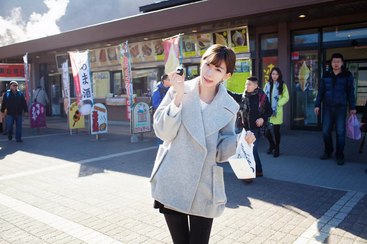 秀人集.com_[IMISS爱蜜社]Vol.010_90后绝美showgirl陈潇户外清爽迷人写真71P