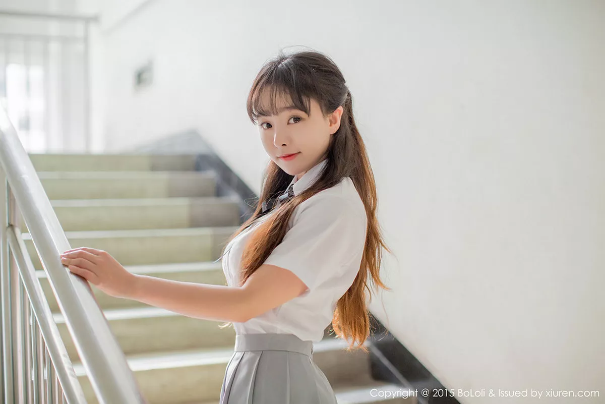 秀人集.com_[BoLoli波萝社]Vol.001_嫩模柳侑绮sevenbaby童颜巨乳性感系列生活写真秀94P