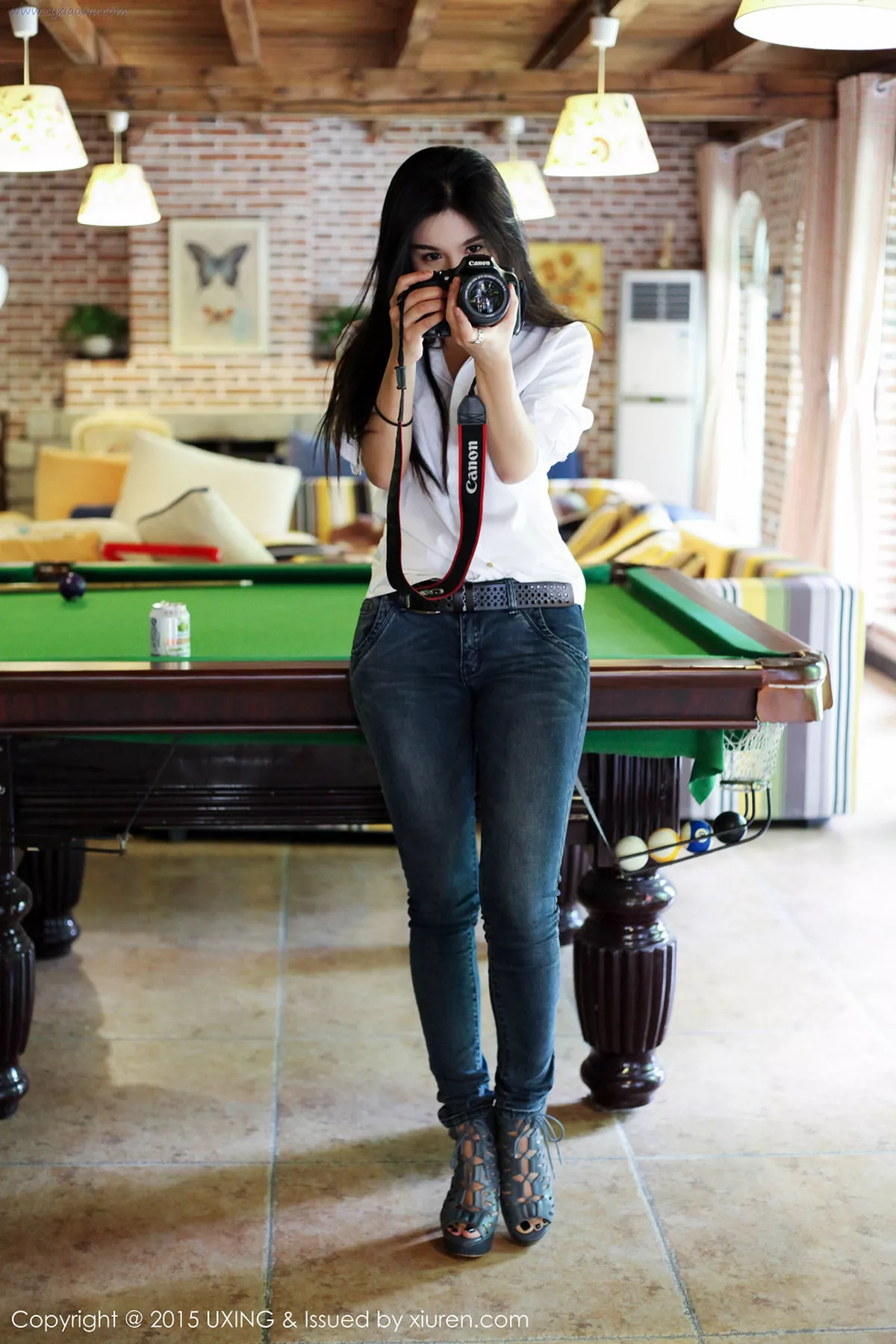 秀人集.com_[UXING优星馆]Vol.015_嫩模王欣然牛仔裤加白衬衫秀完美身材清爽迷人写真55P