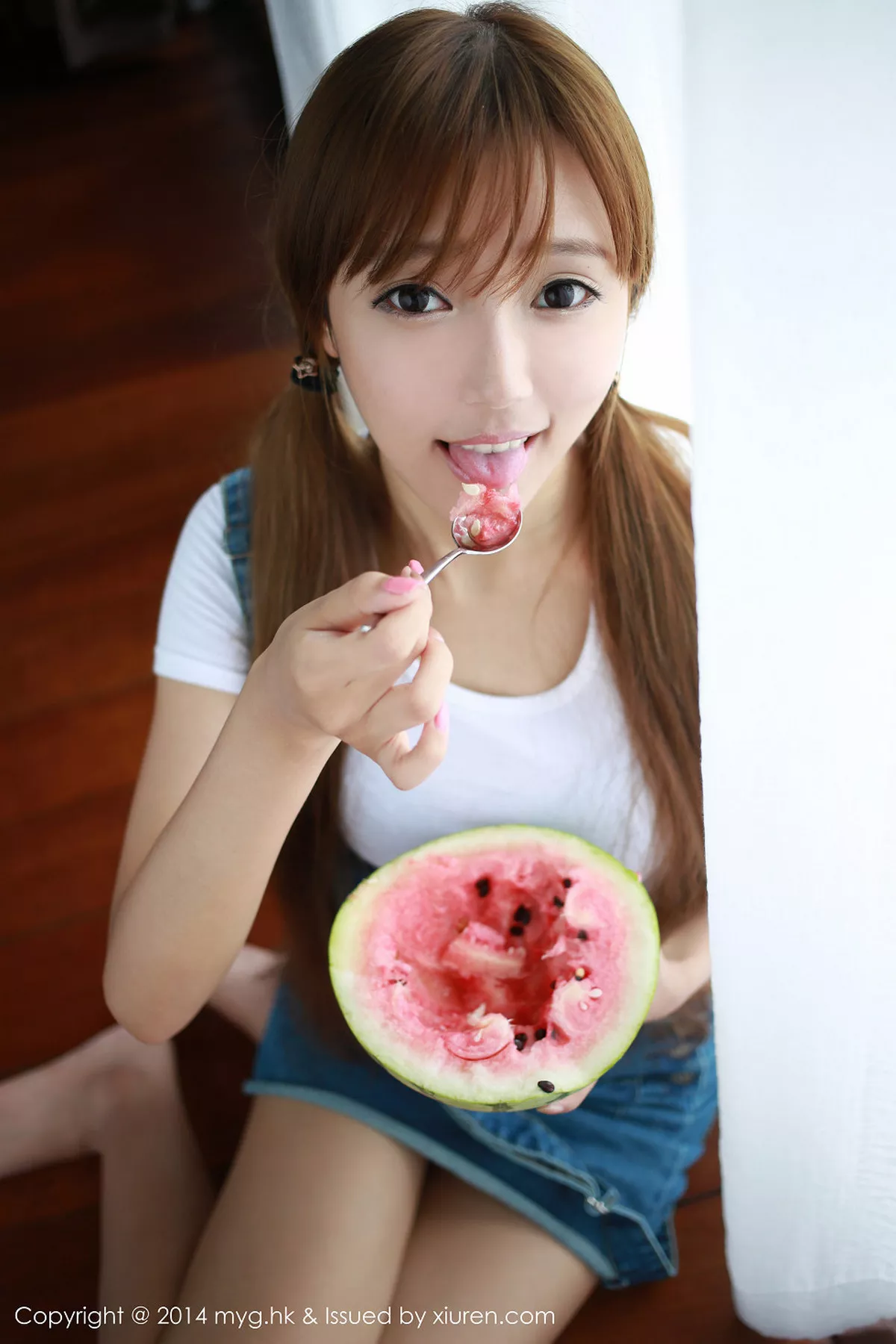 秀人集.com_[MyGirl美媛馆]Vol.008_嫩模女神王馨瑶yanni三亚旅拍完美身材性感写真156P