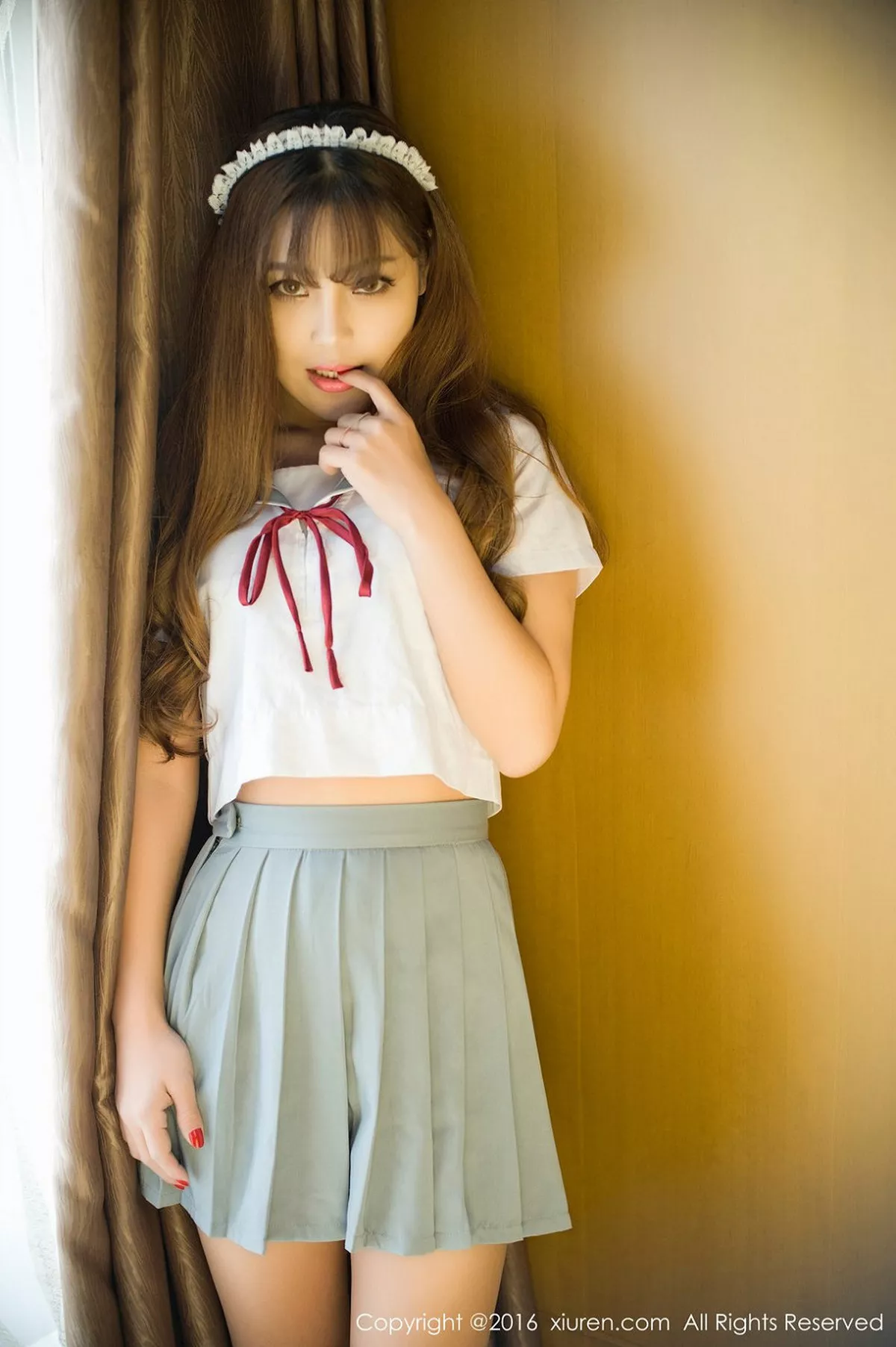 秀人集.com_[XiuRen秀人网]No.651_新晋嫩模周予然户外高中校服半脱秀性感内衣爆乳诱惑写真63P