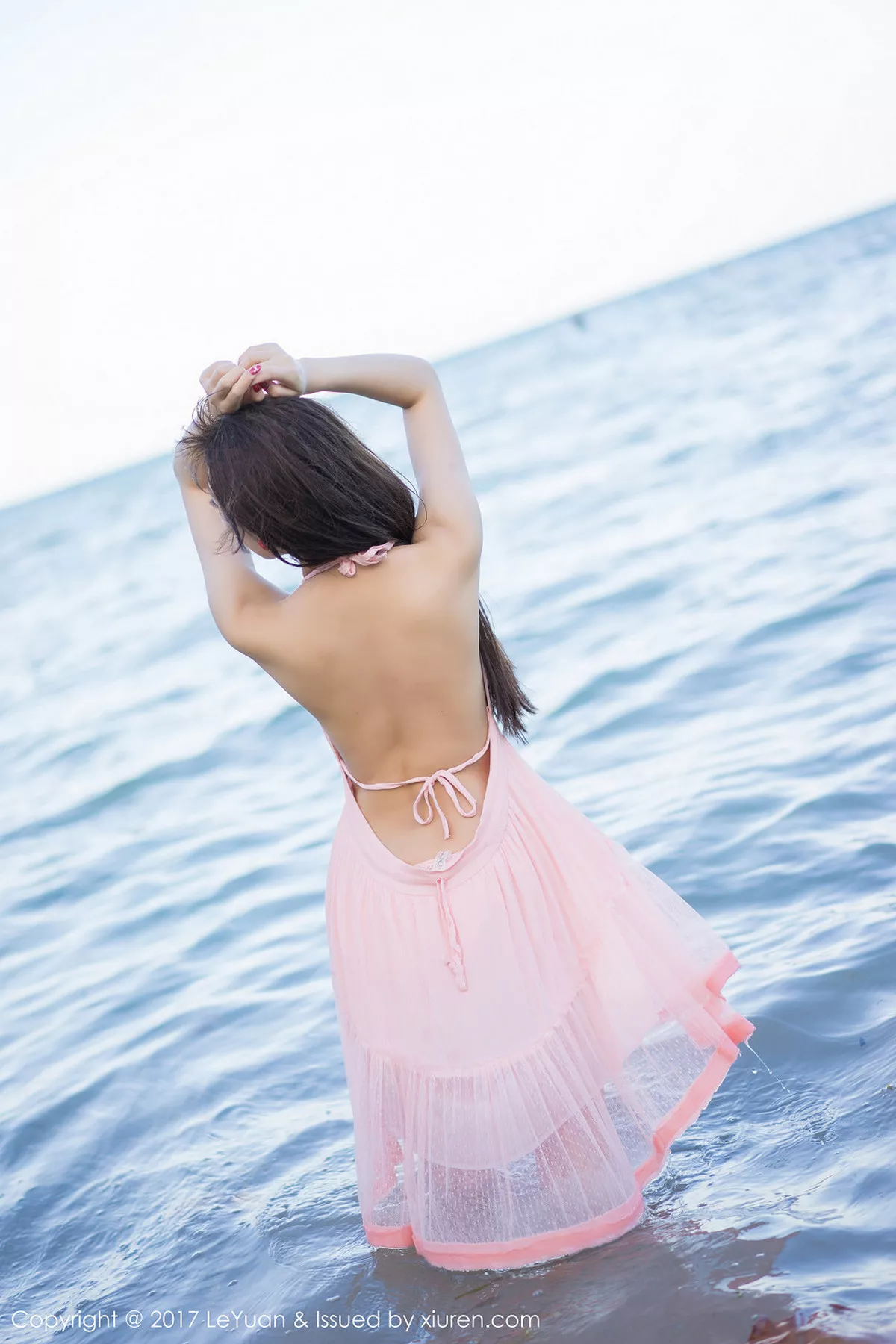 秀人集.com_[LeYuan星乐园]Vol.035_女神杨晨晨sugar海边粉红露背吊带裙真空秀美乳诱惑写真54P