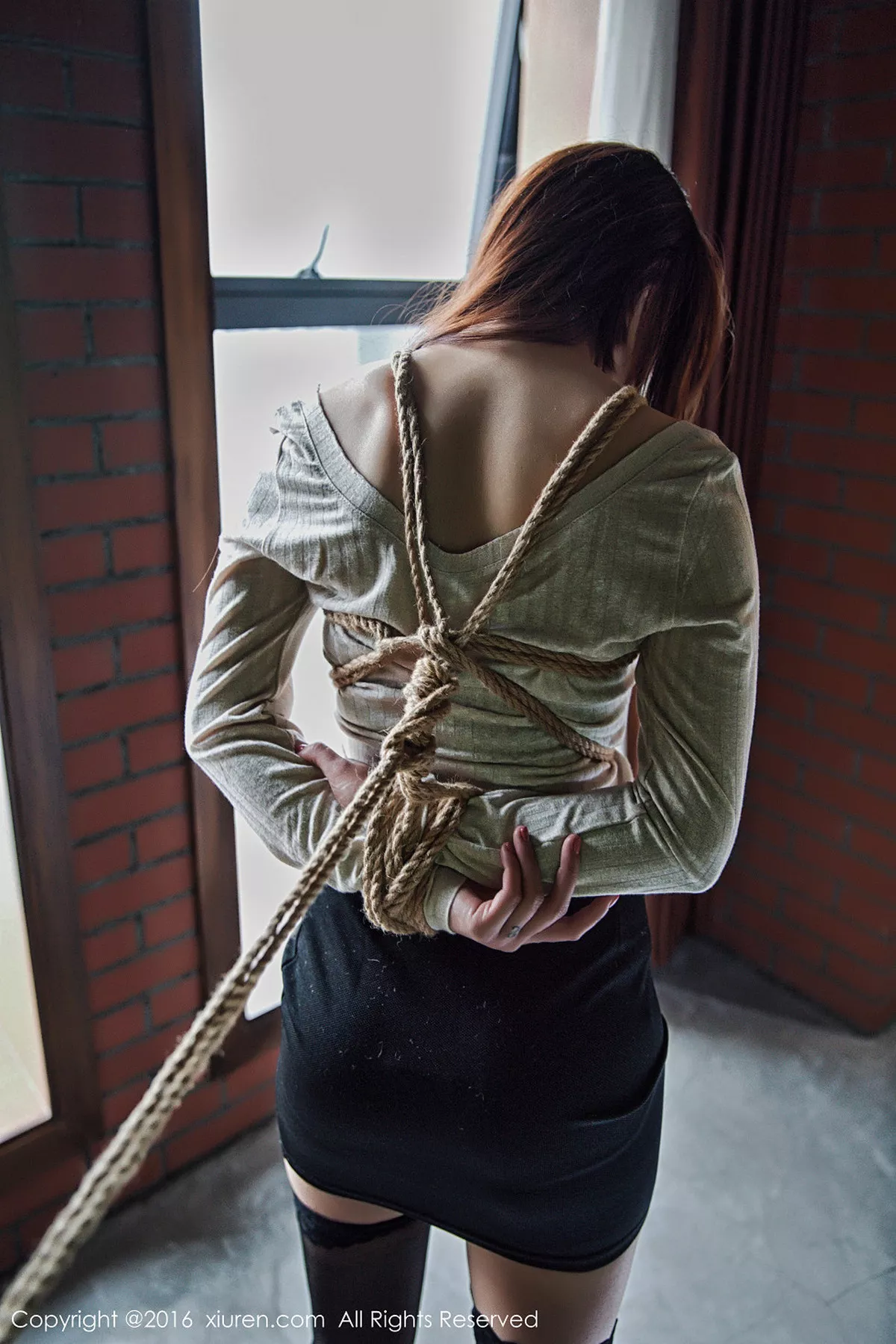 秀人集.com_[XiuRen秀人网]No.733_嫩模兜豆靓Youlina居家吊带黑丝情趣内衣秀完美身材诱惑写真54P