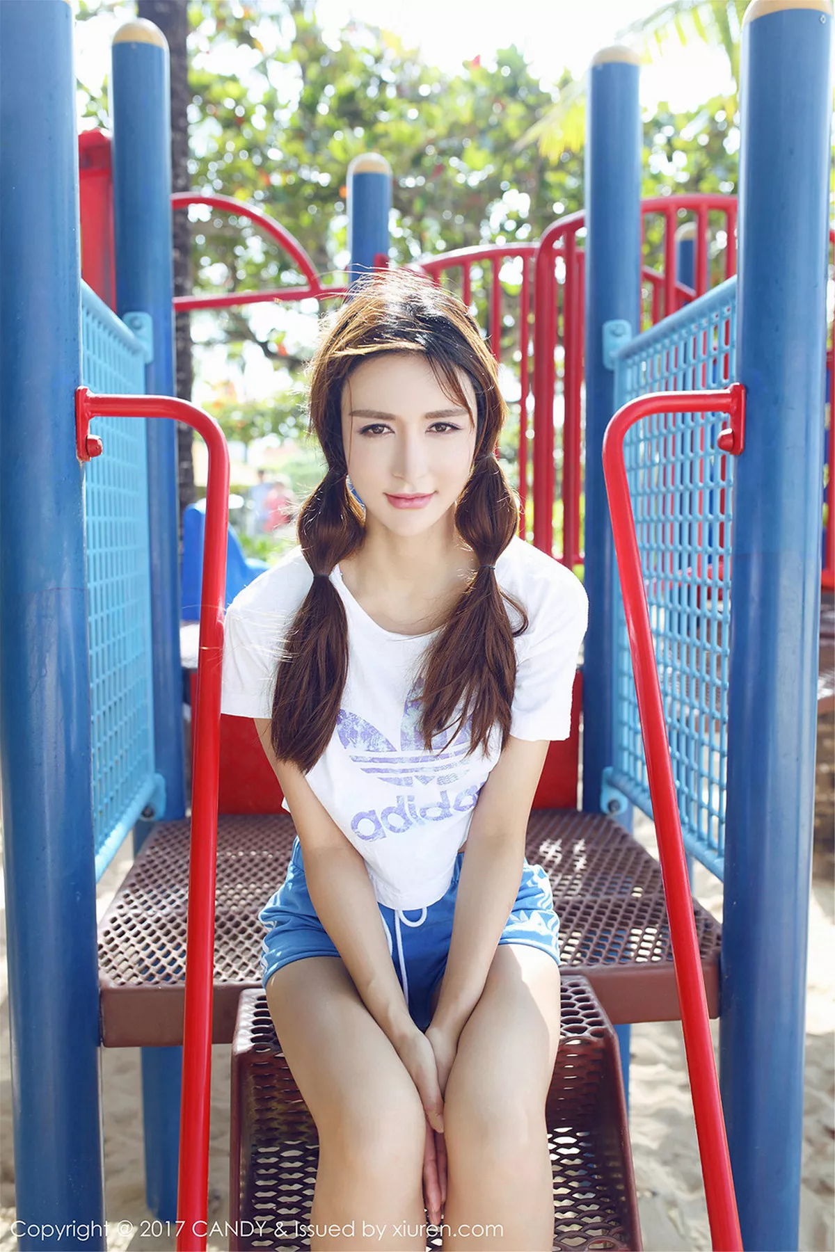 秀人集.com_[Candy糖果画报]Vol.024_嫩模伊莉娜巴厘岛旅拍性感短裤运动装秀完美身材写真61P