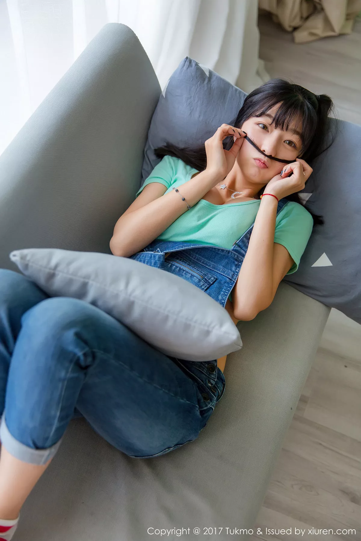 秀人集.com_[Tukmo兔几盟]Vol.095_巨乳萝莉球球居家牛仔裤系列娇羞可人清爽迷人写真41P