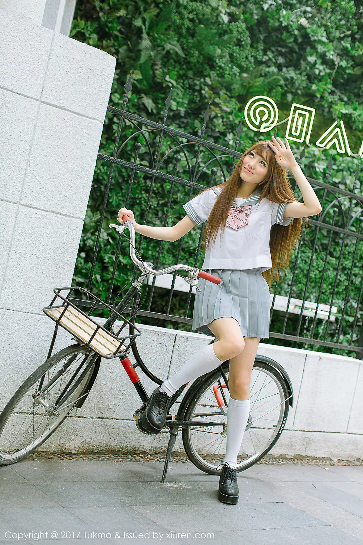 秀人集.com_[Tukmo兔几盟]Vol.094_嫩模赵乃莹性感学生装及成熟红色连身裙清爽迷人写真33P