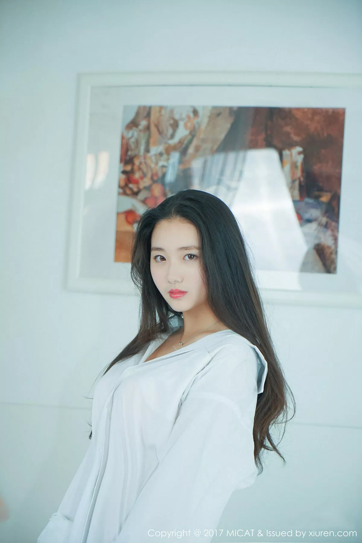 秀人集.com_[MICAT猫萌榜]Vol.004_嫩模画画sugar居家纯白衬衣白色蕾丝内裤秀白嫩肌肤写真50P