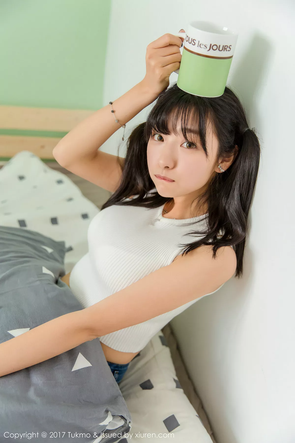 秀人集.com_[Tukmo兔几盟]Vol.095_巨乳萝莉球球居家牛仔裤系列娇羞可人清爽迷人写真41P