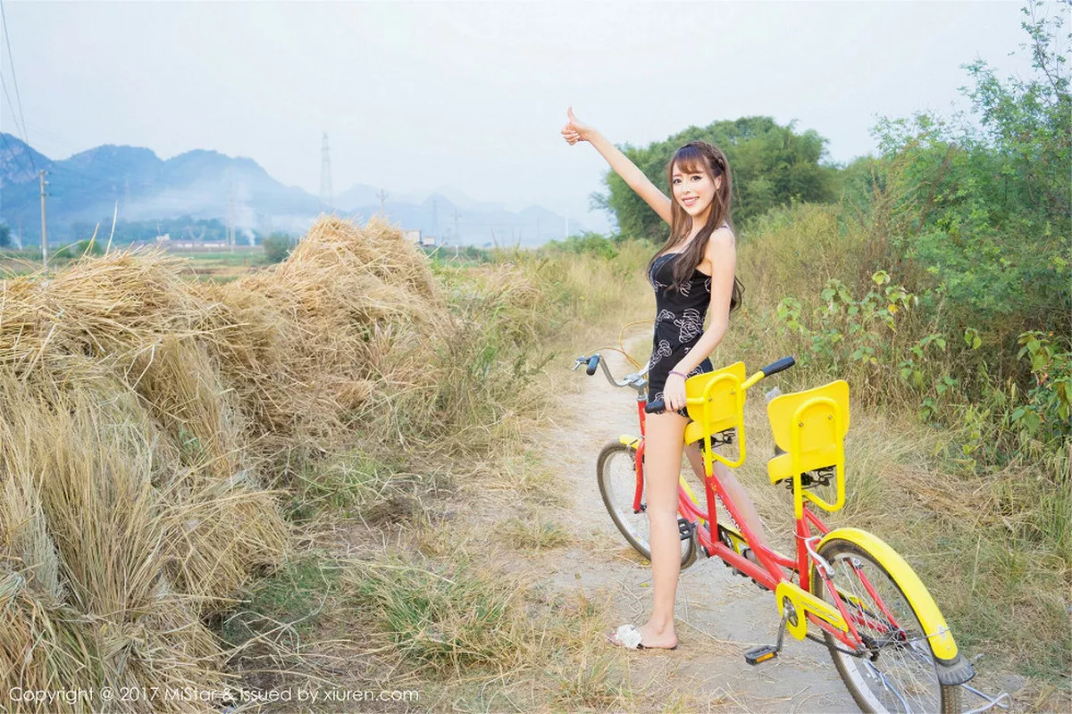 秀人集.com_[MiStar魅妍社]Vol.171_嫩模王曼妮好Q景区旅拍白色性感比基尼秀完美身材写真55P