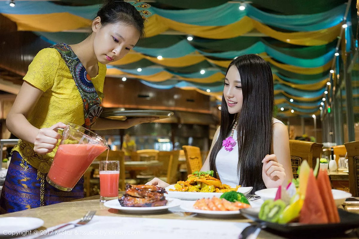 秀人集.com_[MiStar魅妍社]Vol.173_气质女神刘奕宁Lynn丽江旅拍黑色比基尼秀白嫩肌肤性感写真56P