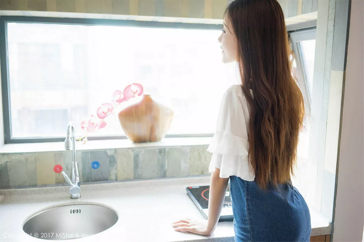 秀人集.com_[MiStar魅妍社]Vol.169_嫩模小蕾蕾景区旅拍多套服饰高颜值清新迷人写真65P