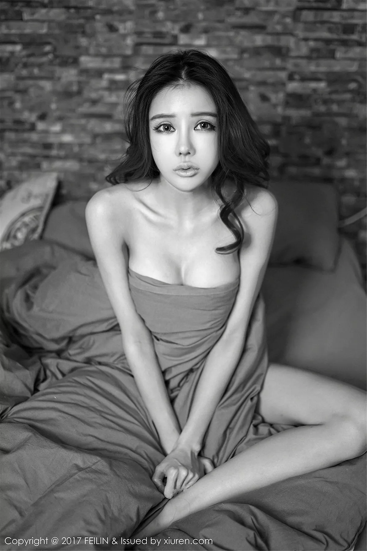 秀人集.com_[FeiLin嗲囡囡]Vol.101_嫩模G干干居家渔网丝袜秀丁字裤诱人马甲线完美诱惑写真42P