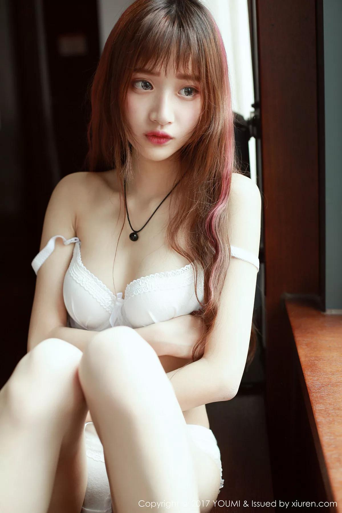 秀人集.com_[YouMi尤蜜荟]Vol.046_新人嫩模little贝壳居家白色蕾丝内衣秀白嫩肌肤性感写真50P