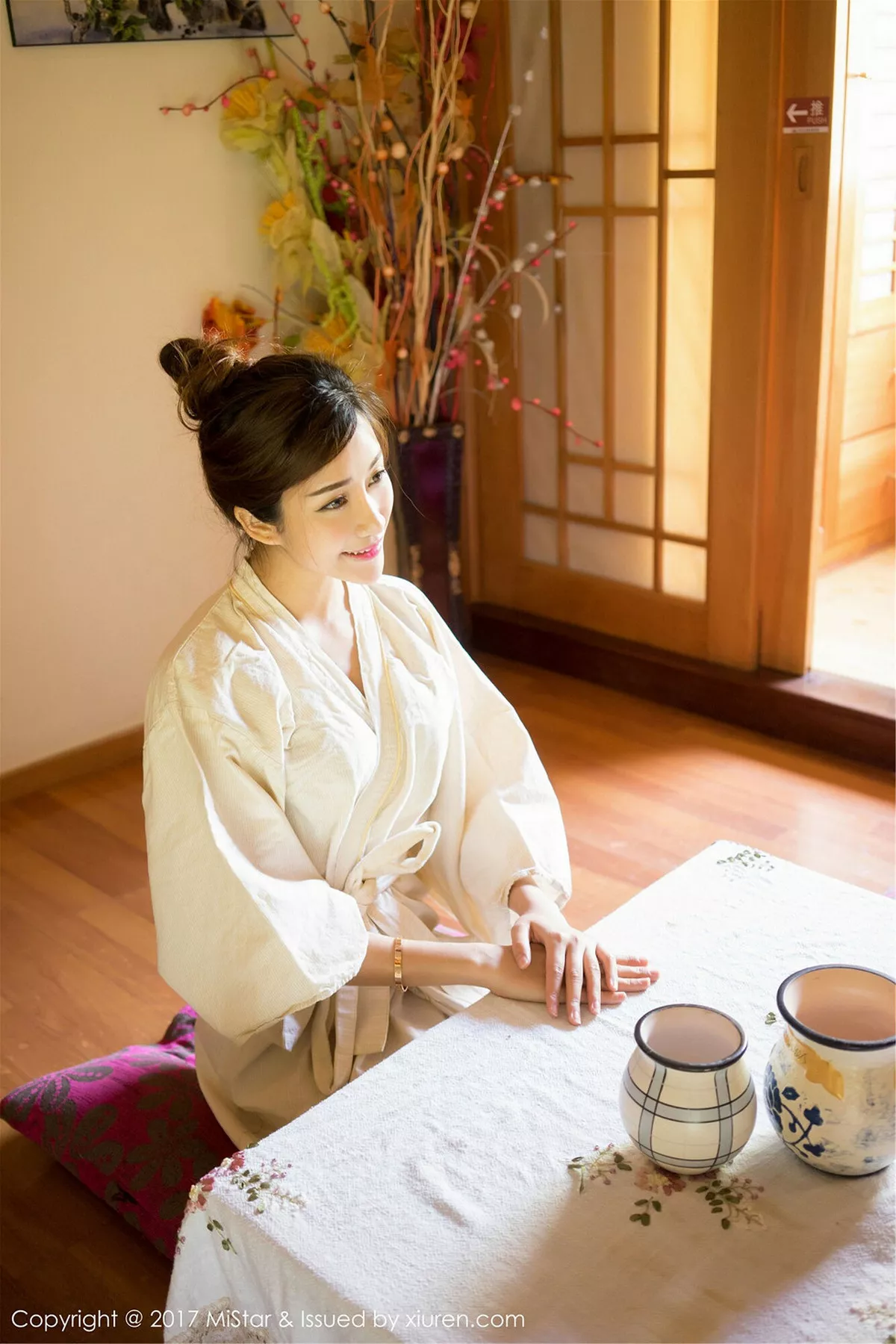 秀人集.com_[MiStar魅妍社]Vol.169_嫩模小蕾蕾景区旅拍多套服饰高颜值清新迷人写真65P