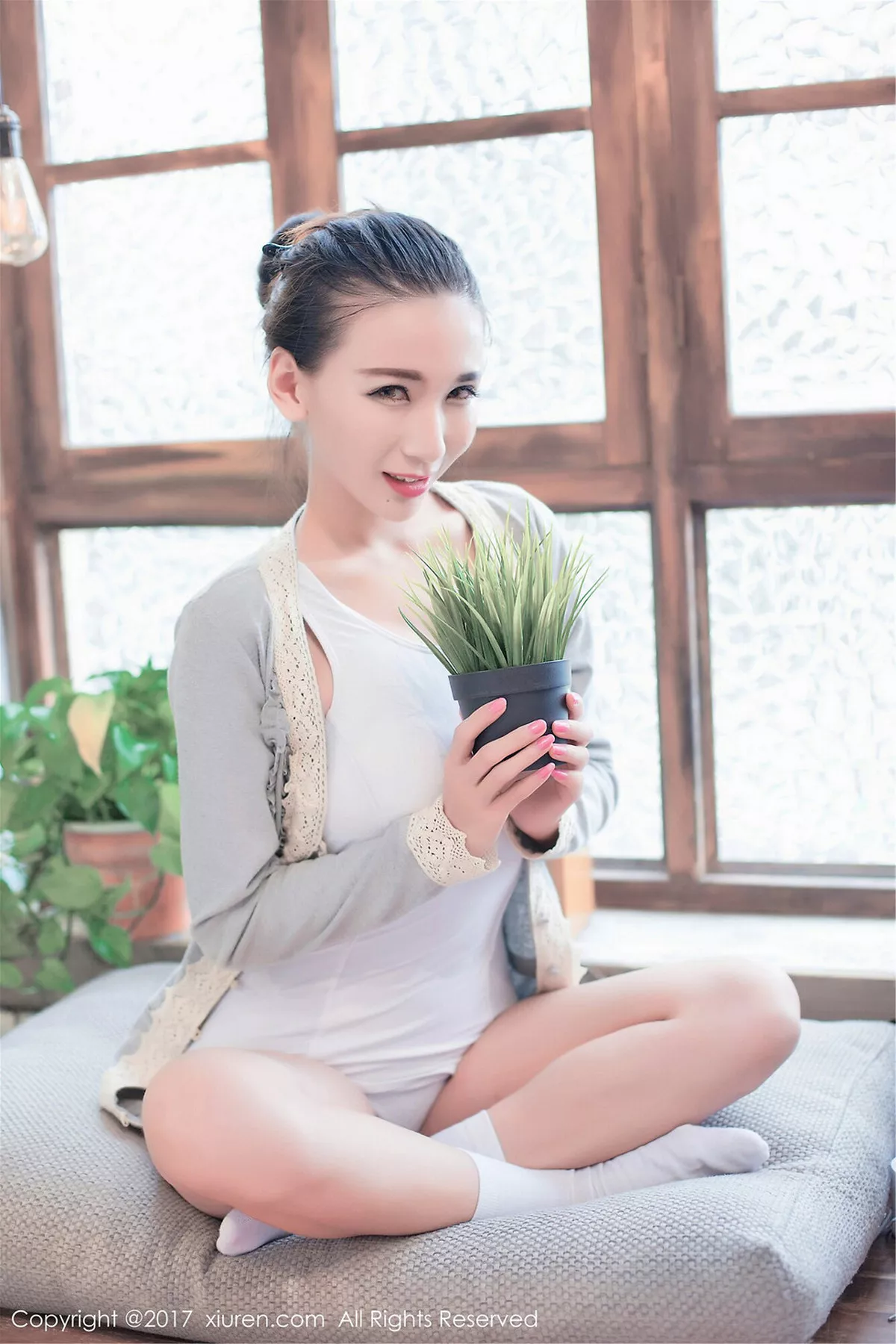 秀人集.com_[XiuRen秀人网]No.759_嫩模赵颖白色高叉连体内衣+浴缸里性感女仆装完美诱惑写真65P