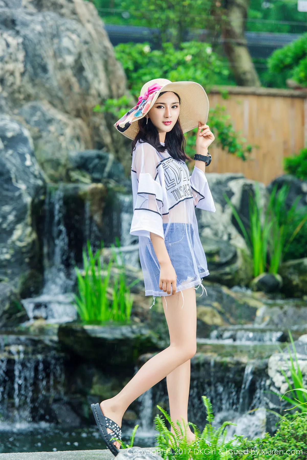 秀人集.com_[DKGirl御女郎]Vol.026_嫩模梅哥白色连体比基尼泳池湿身秀傲人美乳诱惑写真58P