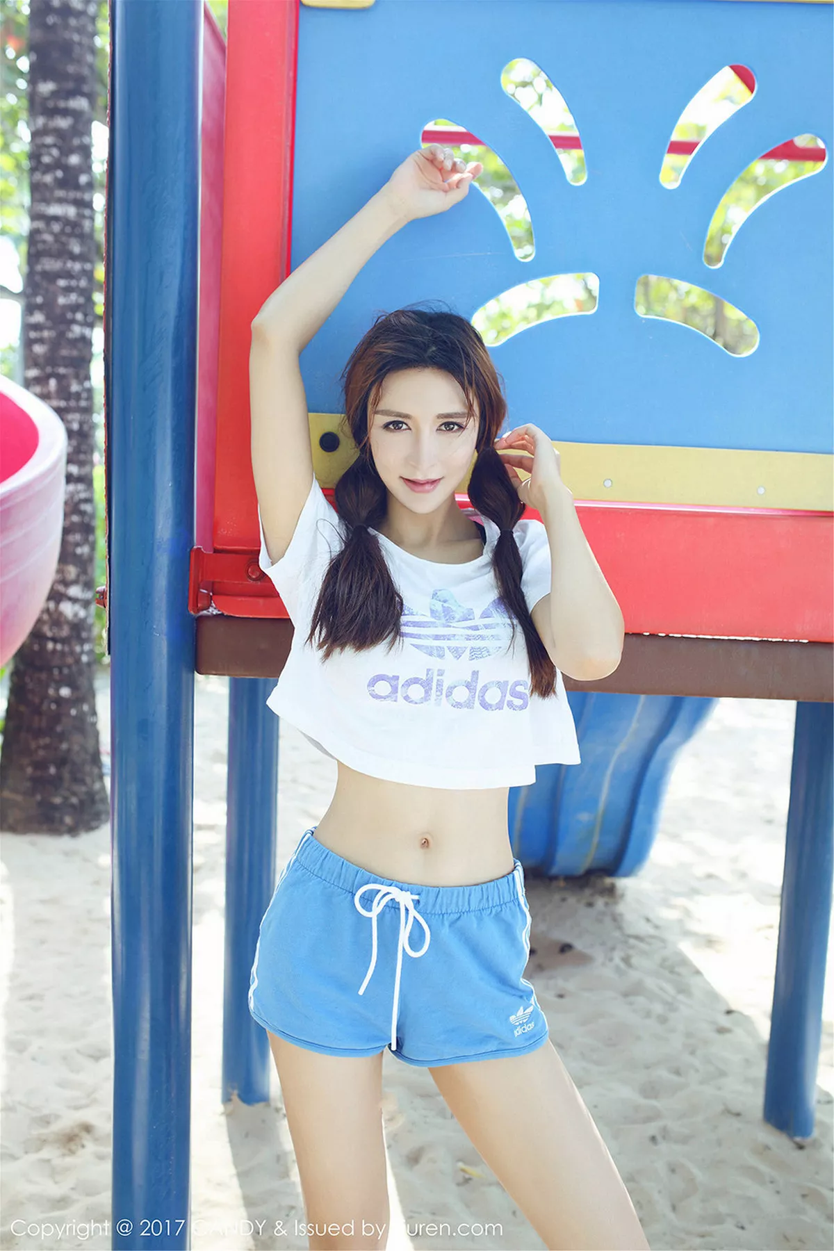 秀人集.com_[Candy糖果画报]Vol.024_嫩模伊莉娜巴厘岛旅拍性感短裤运动装秀完美身材写真61P