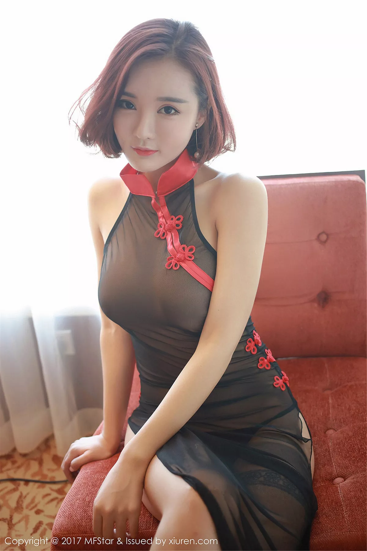 秀人集.com_[MFStar模范学院]Vol.100_嫩模佳佳JiaJia居家性感女仆装半脱秀白嫩豪乳诱惑写真50P