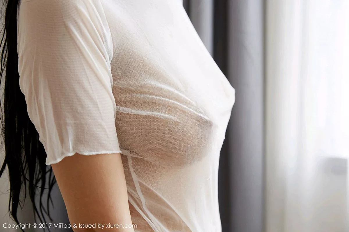 秀人集.com_[MiiTao蜜桃社]Vol.075_新人嫩模梦溪居家私房内衣系列秀豪乳翘臀完美诱惑写真50P