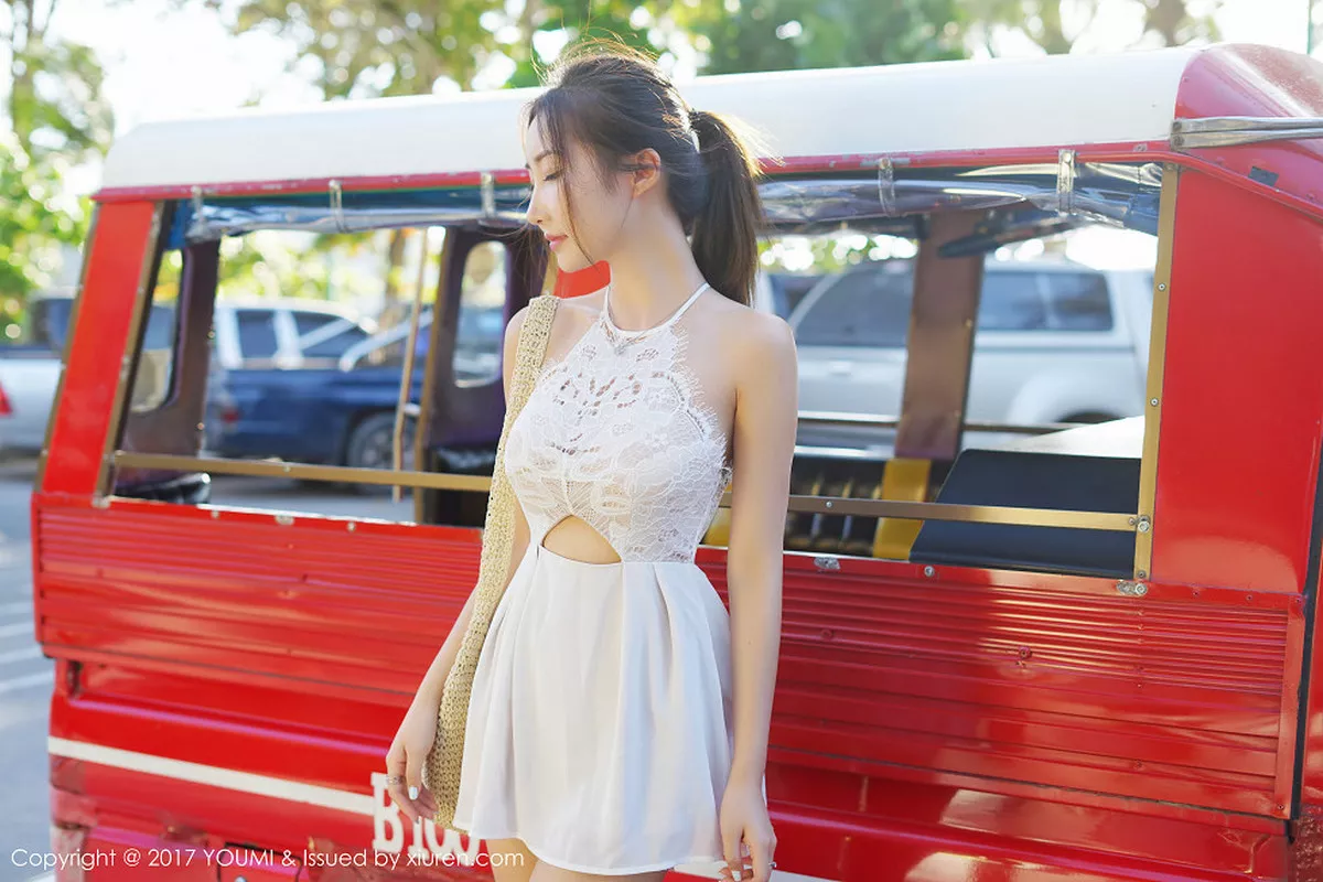 秀人集.com_[YouMi尤蜜荟]Vol.057_嫩模Yumi-尤美普吉岛旅拍性感比基尼系列完美身材写真45P