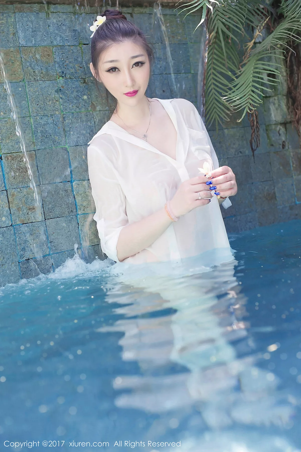 秀人集.com_[XiuRen秀人网]No.781_嫩模妲己_Toxic室外浴缸里全裸泡泡浴大尺度爆乳诱惑写真56P