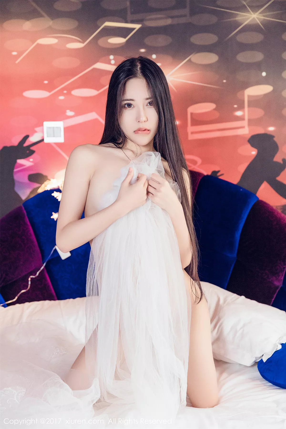 秀人集.com_[XiuRen秀人网]No.818_嫩模Suki_baby床上雪白婚纱秀完美身姿全脱惹火诱惑写真49P