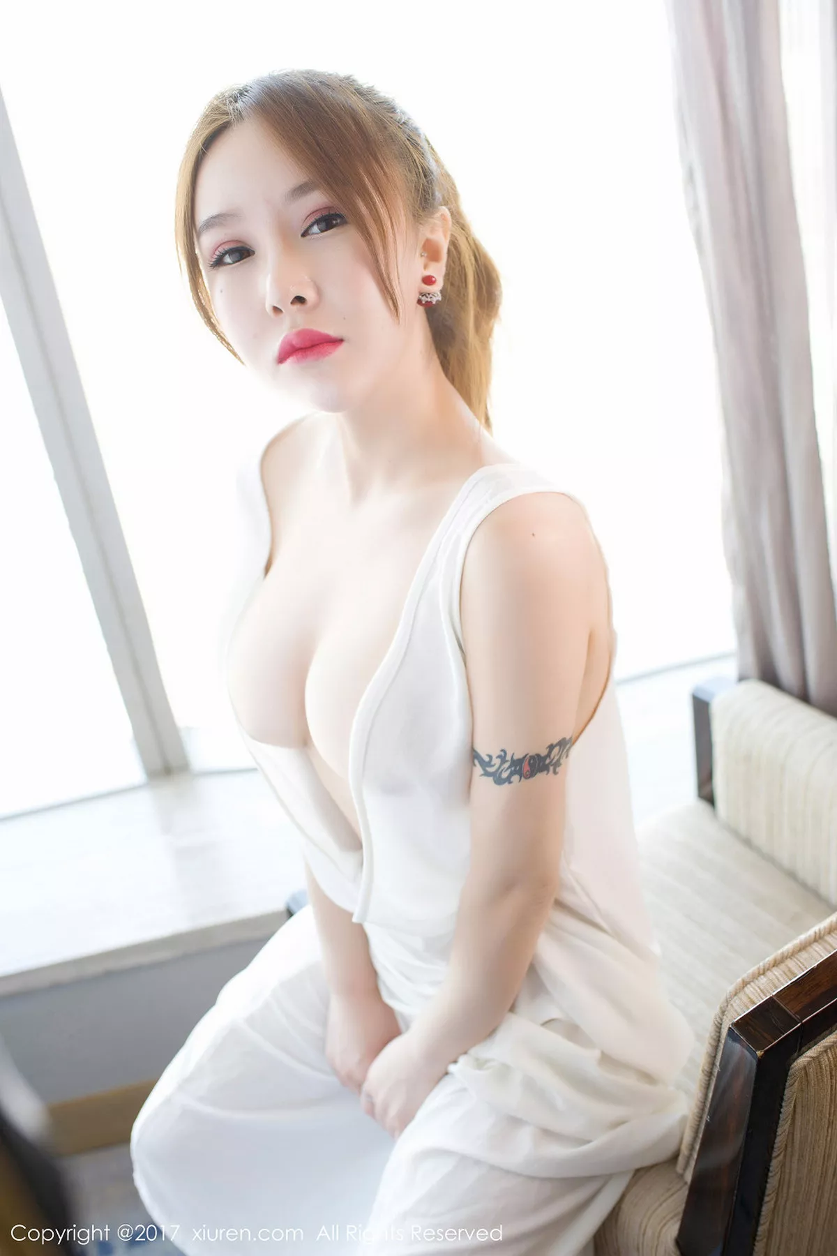 秀人集.com_[XiuRen秀人网]No.811_嫩模佑熙白色蕾丝薄纱缕空隐现傲人豪乳透视诱惑写真46P