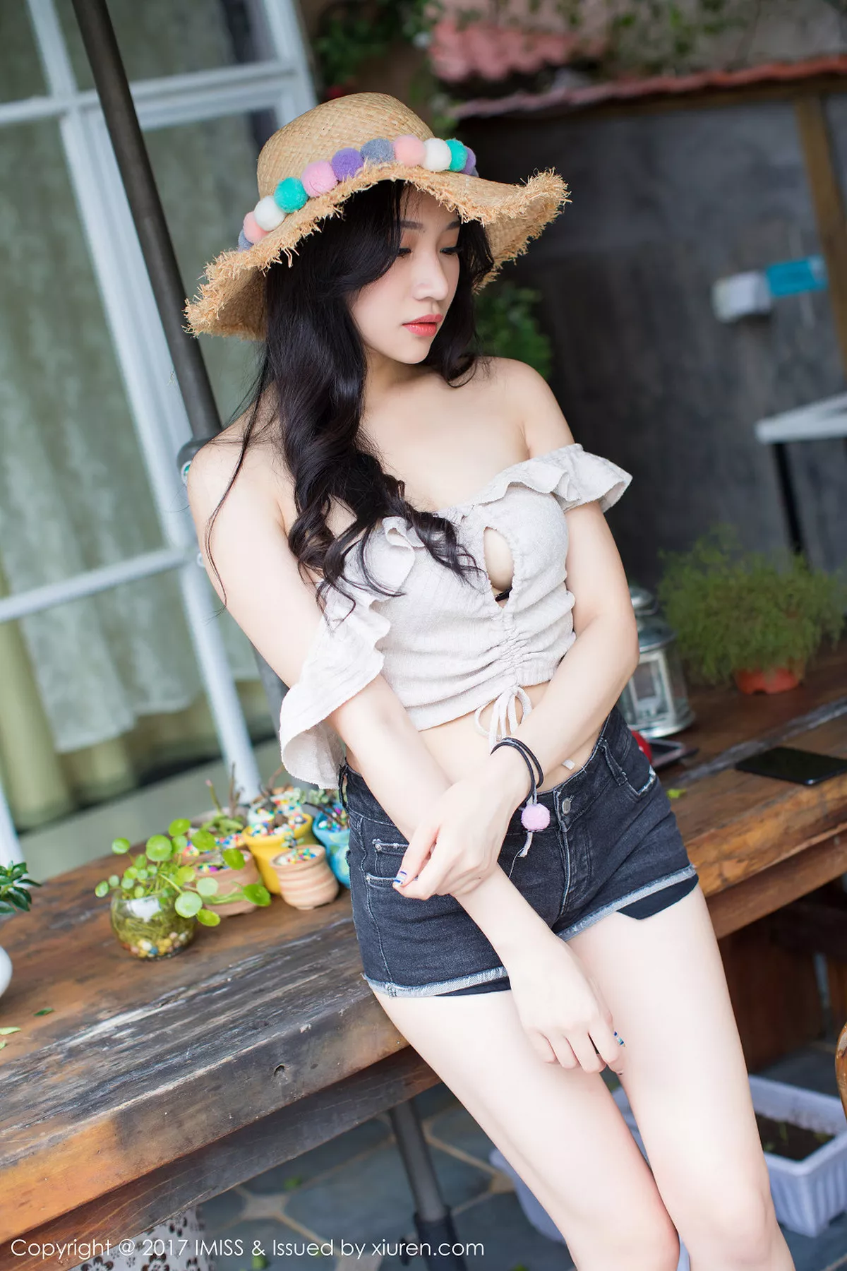 秀人集.com_[IMISS爱蜜社]Vol.182_嫩模小狐狸Sica七夕情人节福利海边沙滩性感比基尼写真45P