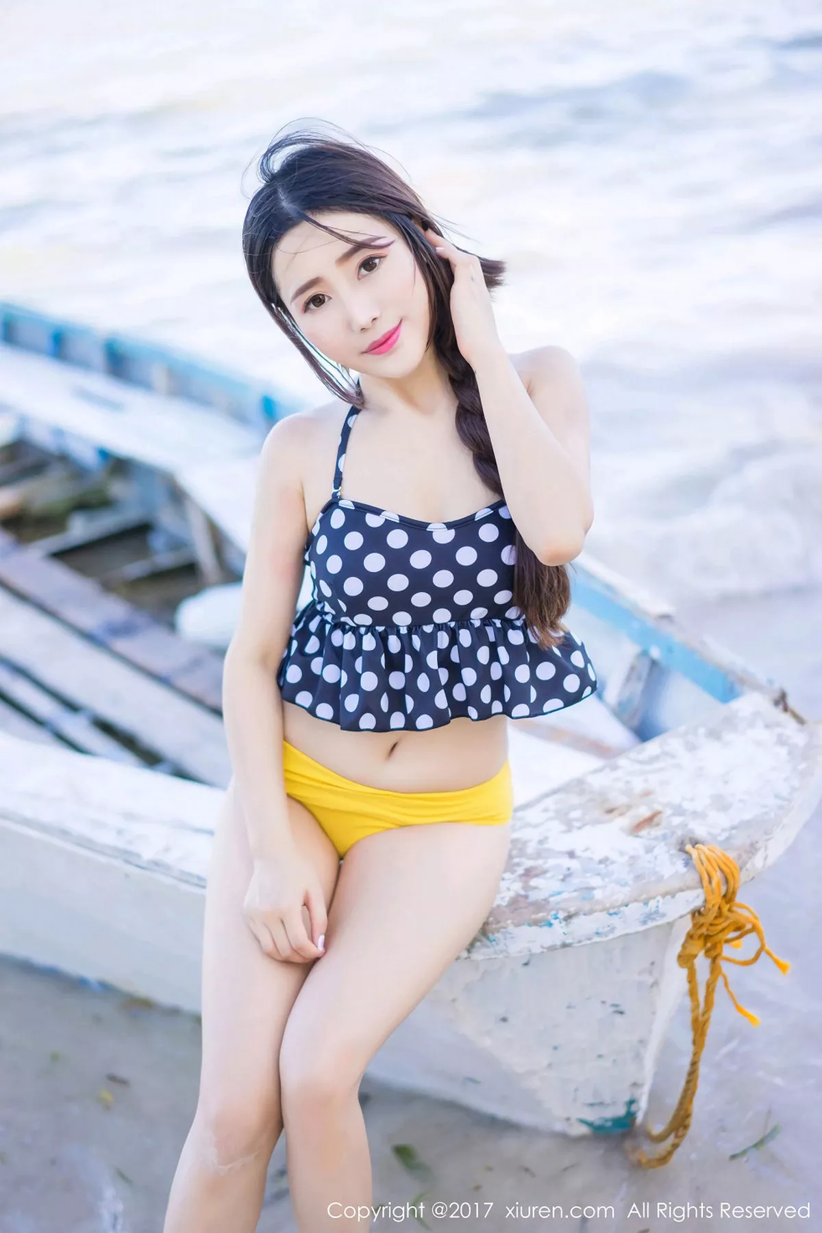 秀人集.com_[XiuRen秀人网]No.814_嫩模兜豆靓Youlina长滩旅拍户外沙滩内衣清爽迷人写真50P