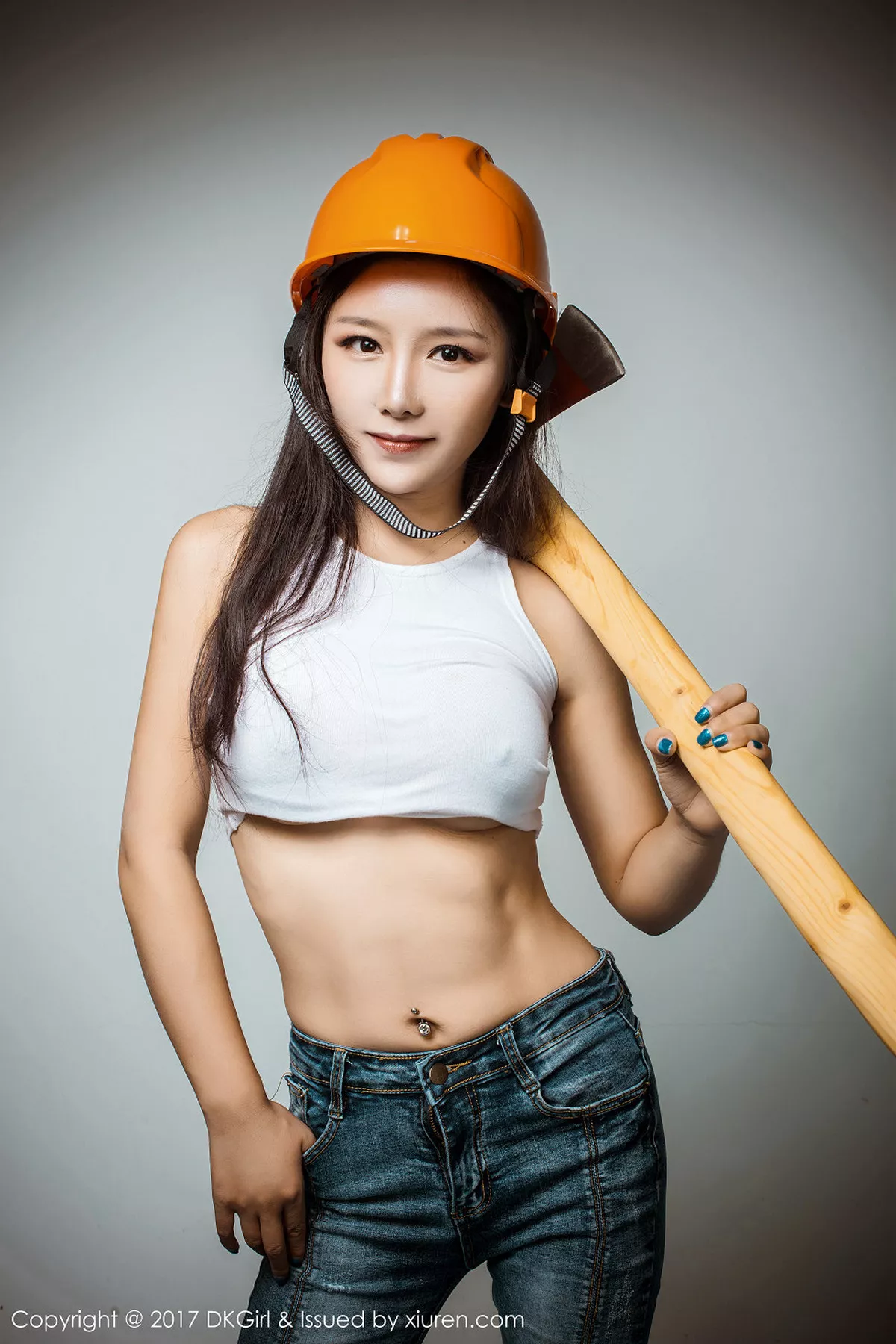 秀人集.com_[DKGirl御女郎]Vol.043_高颜值嫩模媛美人狂野电工真空露半球完美曲线诱惑写真53P