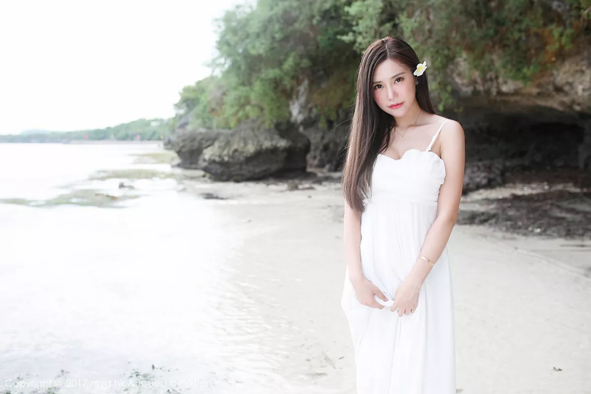 秀人集.com_[MyGirl美媛馆]Vol.266_嫩模绮里嘉ula海边性感比基尼+泳池湿身完美诱惑写真66P