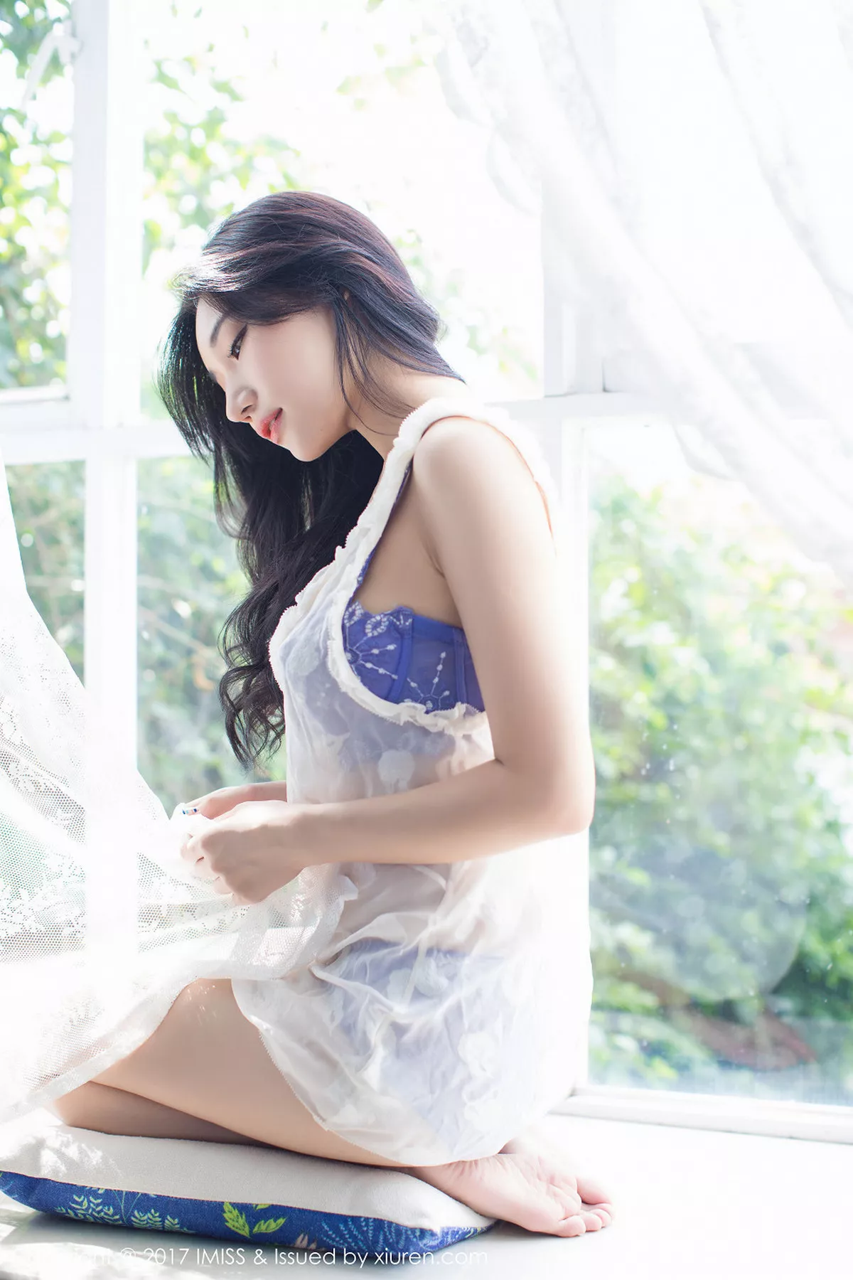 秀人集.com_[IMISS爱蜜社]Vol.187_嫩模小狐狸Sica黑色蕾丝情趣内衣缕空秀美乳极致诱惑写真35P