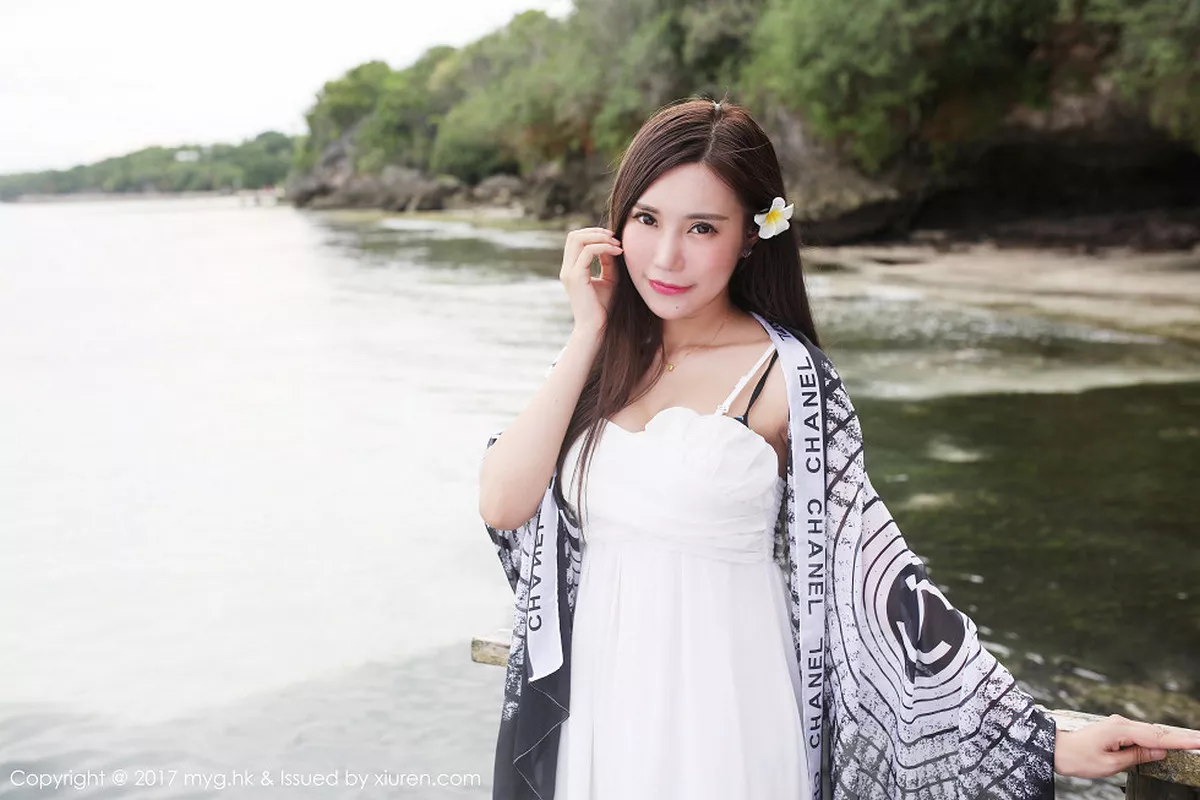 秀人集.com_[MyGirl美媛馆]Vol.266_嫩模绮里嘉ula海边性感比基尼+泳池湿身完美诱惑写真66P