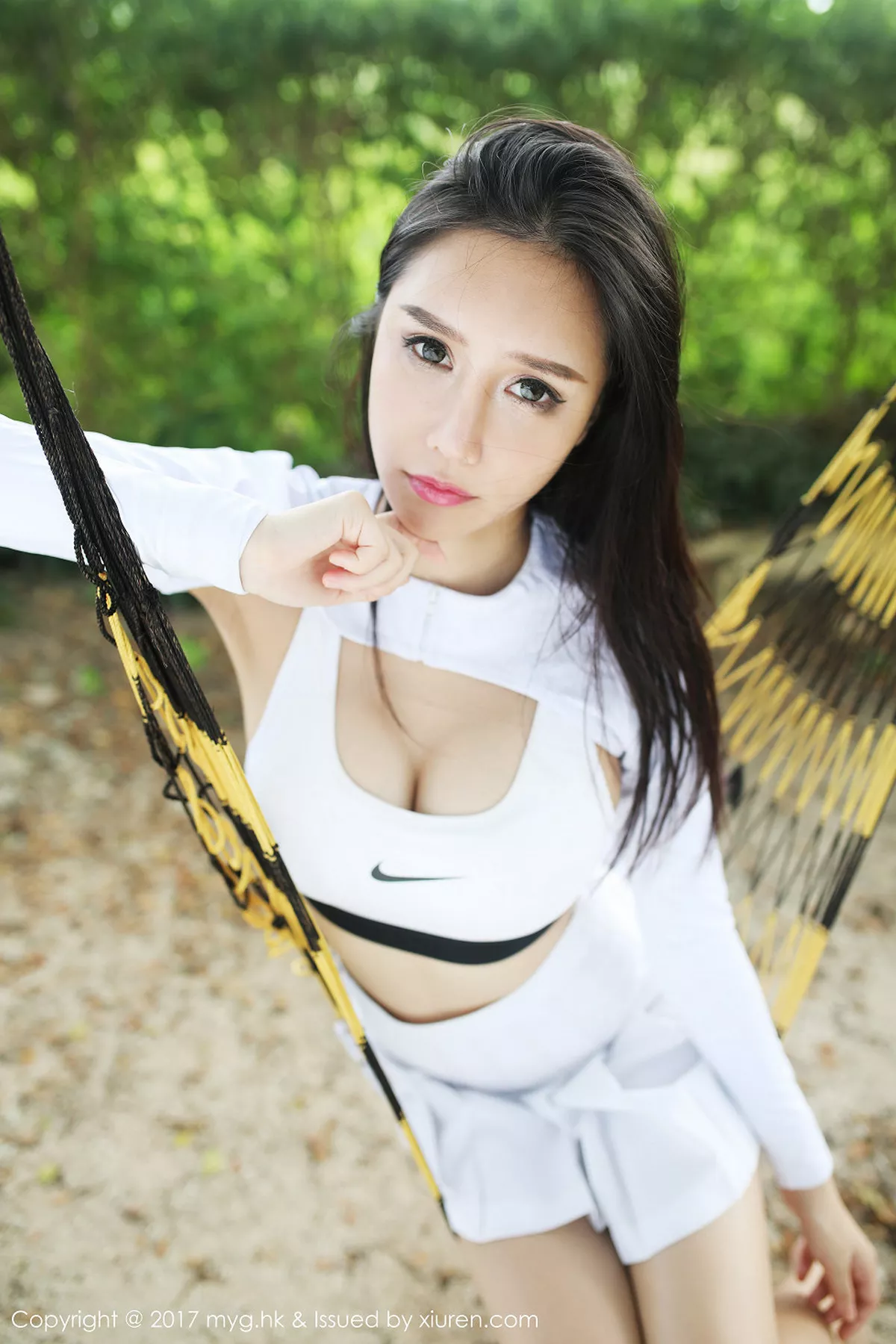 秀人集.com_[MyGirl美媛馆]Vol.268_嫩模于大乔美丽公主户外性感比基尼秀完美身材迷人写真51P