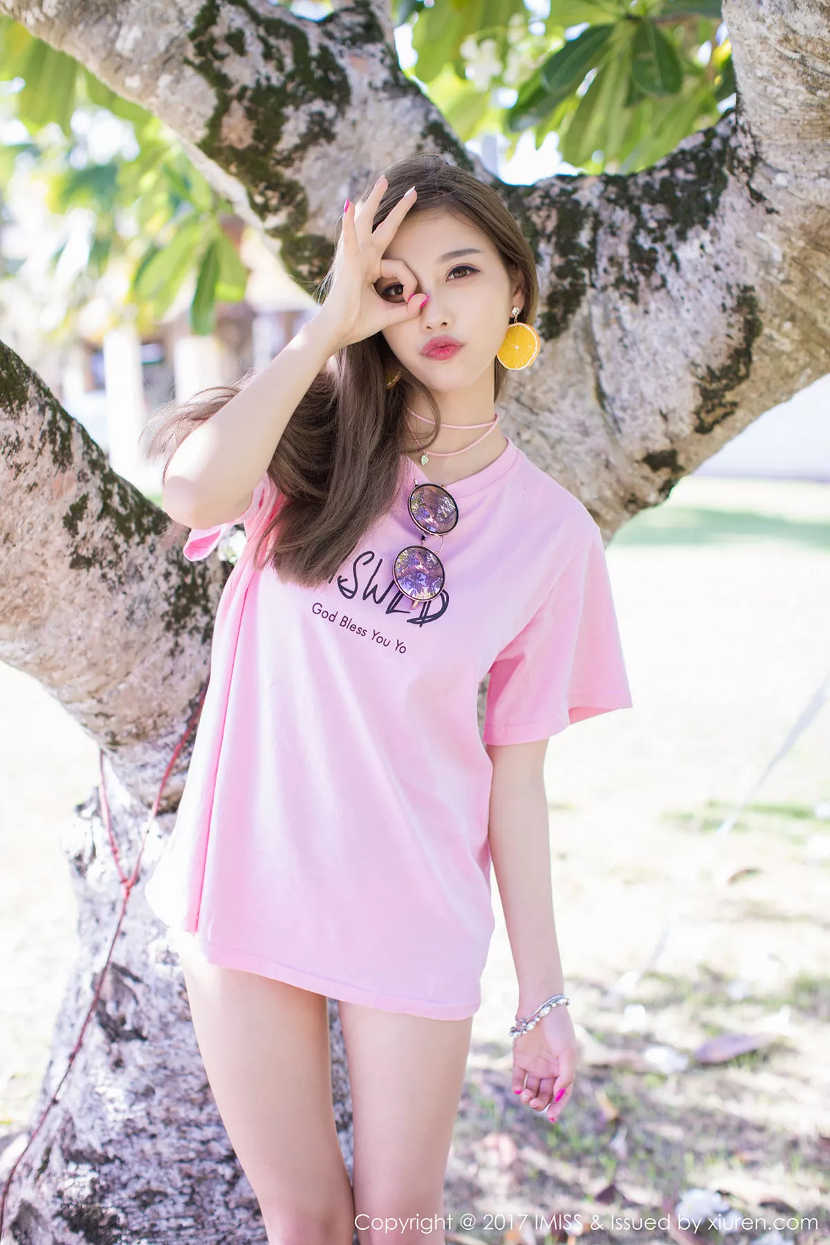 秀人集.com_[IMISS爱蜜社]Vol.192_甜美女神杨晨晨sugar塞班旅拍性感内衣粉红内裤秀完美身材写真36P