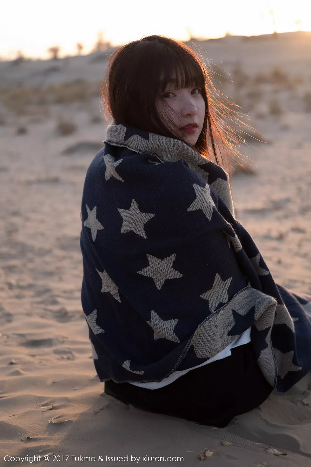 秀人集.com_[Tukmo兔几盟]Vol.105_嫩模球球沙漠之旅第三套万般风情绕眉梢可爱迷人写真40P