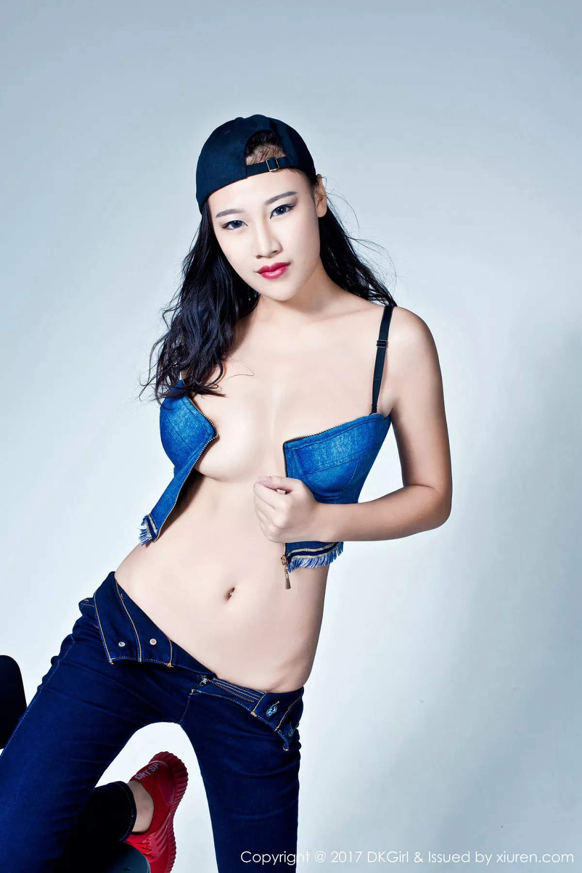 秀人集.com_[DKGirl御女郎]Vol.050_嫩模梦倩黑色蕾丝内衣+大尺度全裸上身秀傲人豪乳诱惑写真52P