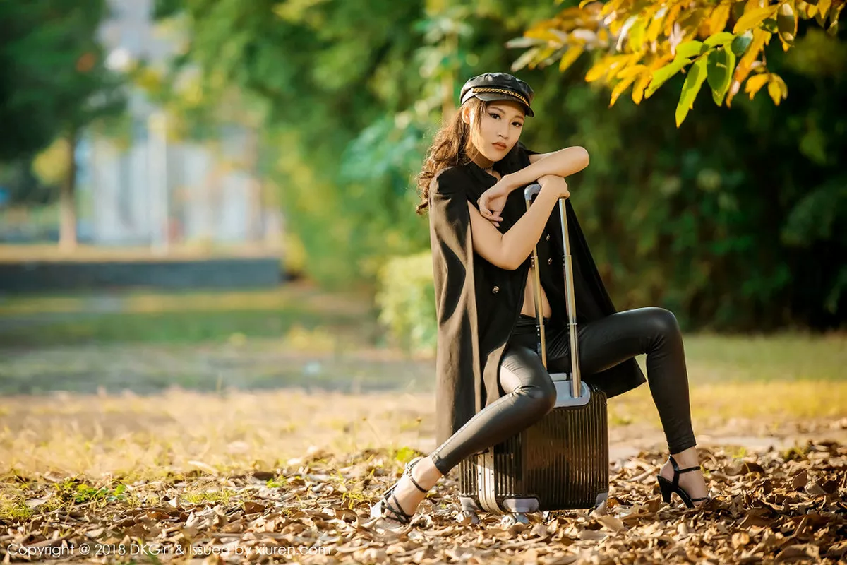 秀人集.com_[DKGirl御女郎]Vol.057_嫩模梦倩户外大尺度真空演绎豪乳美腿完美诱惑写真54P