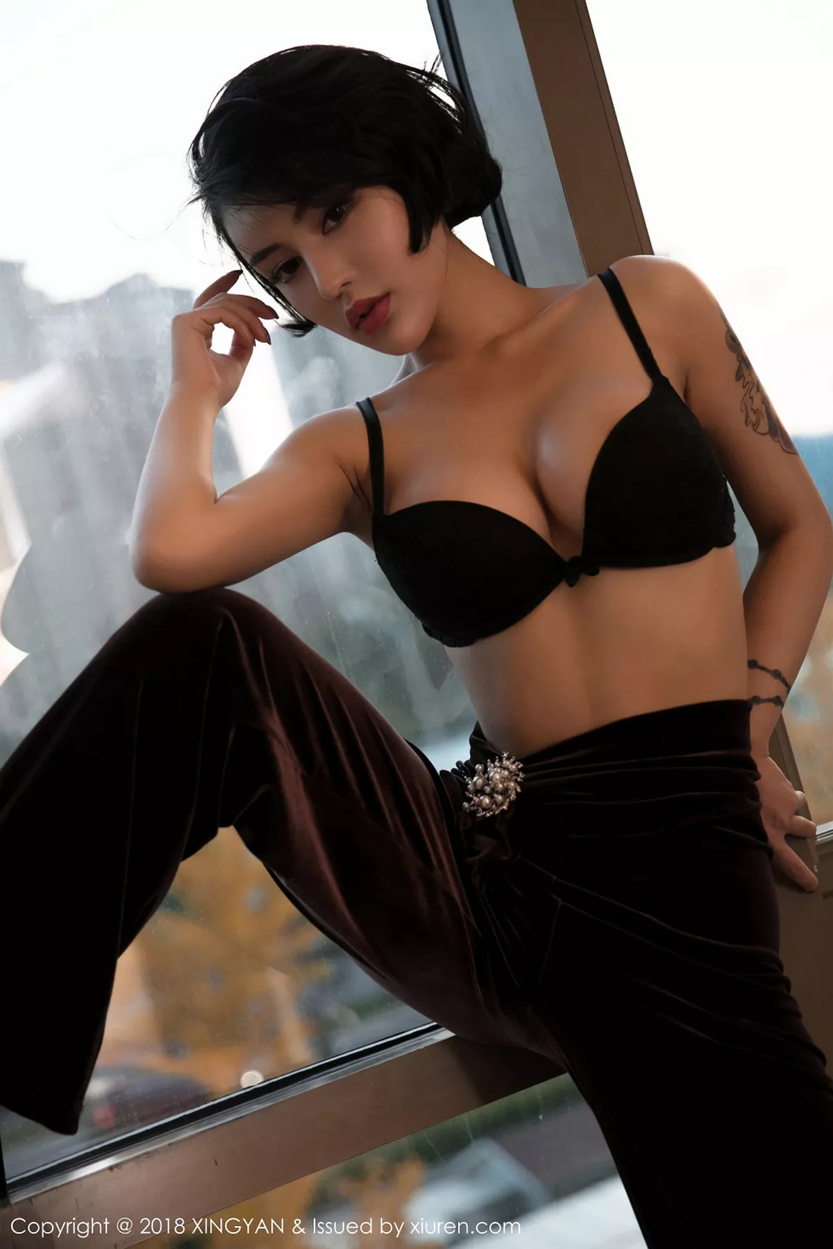 秀人集.com_[XINGYAN星颜社]Vol.020_嫩模陆梓琪浴室里黑色蕾丝内衣透视秀完美身材诱惑写真49P