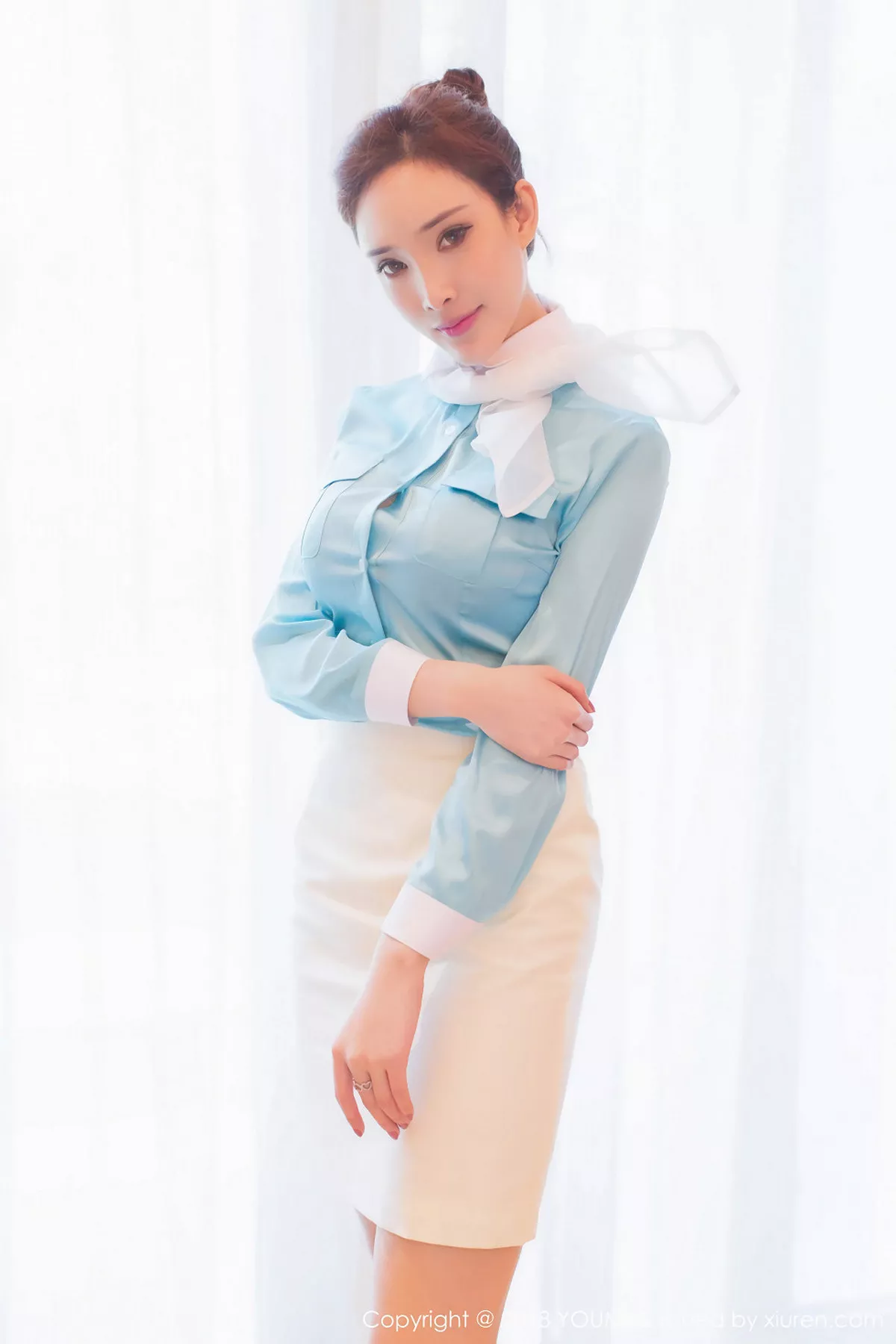 秀人集.com_[YouMi尤蜜荟]Vol.112_嫩模土肥圆矮挫穷粉色透视连体裙真空秀豪乳翘臀诱惑写真50P