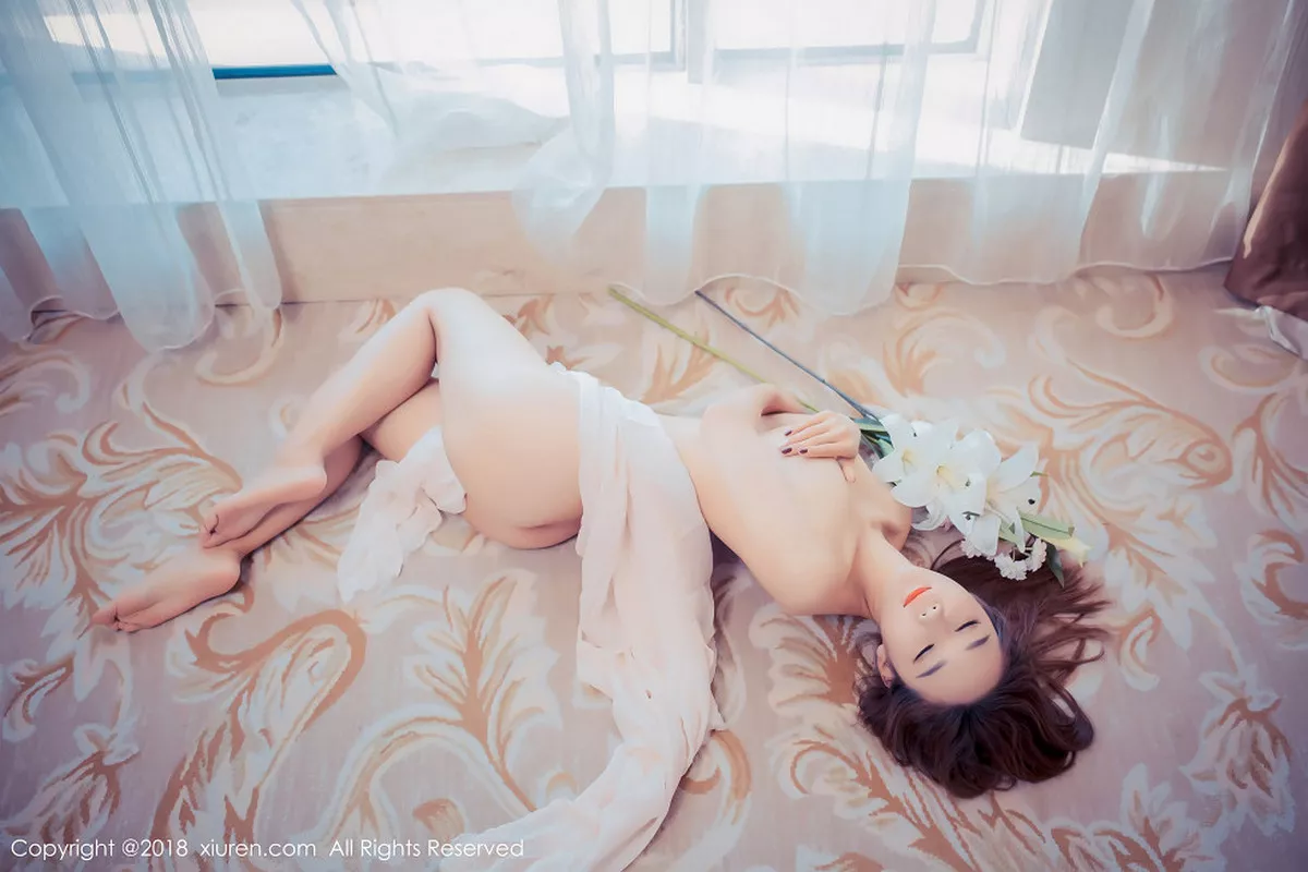 秀人集.com_[XiuRen秀人网]No.938_嫩模棉花糖candy金黄色比基尼秀完美身材+大尺度全裸诱惑写真45P