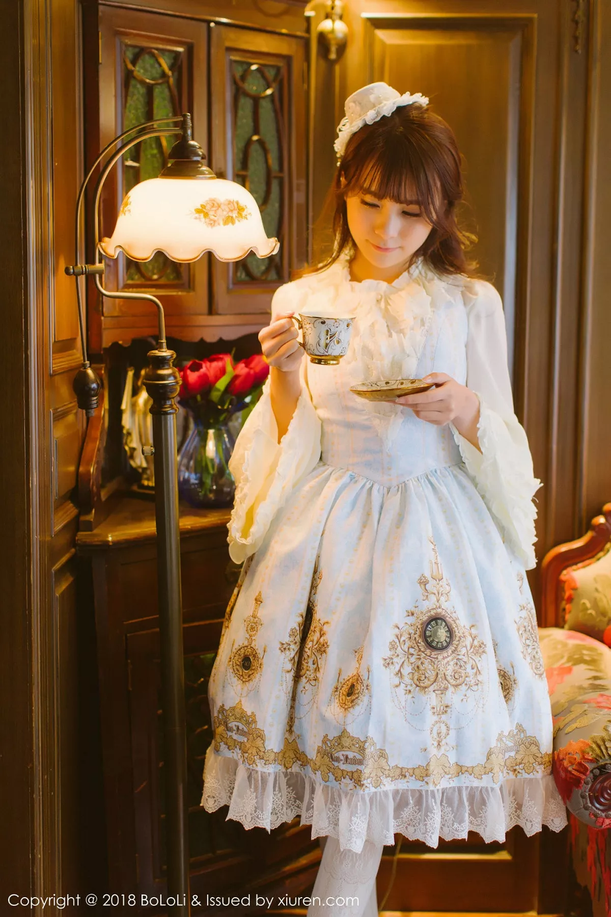 秀人集.com_[Tukmo兔几盟]Vol.113_嫩模夏美酱户外古典优雅洛丽塔系列+清纯可爱学生制服写真62P