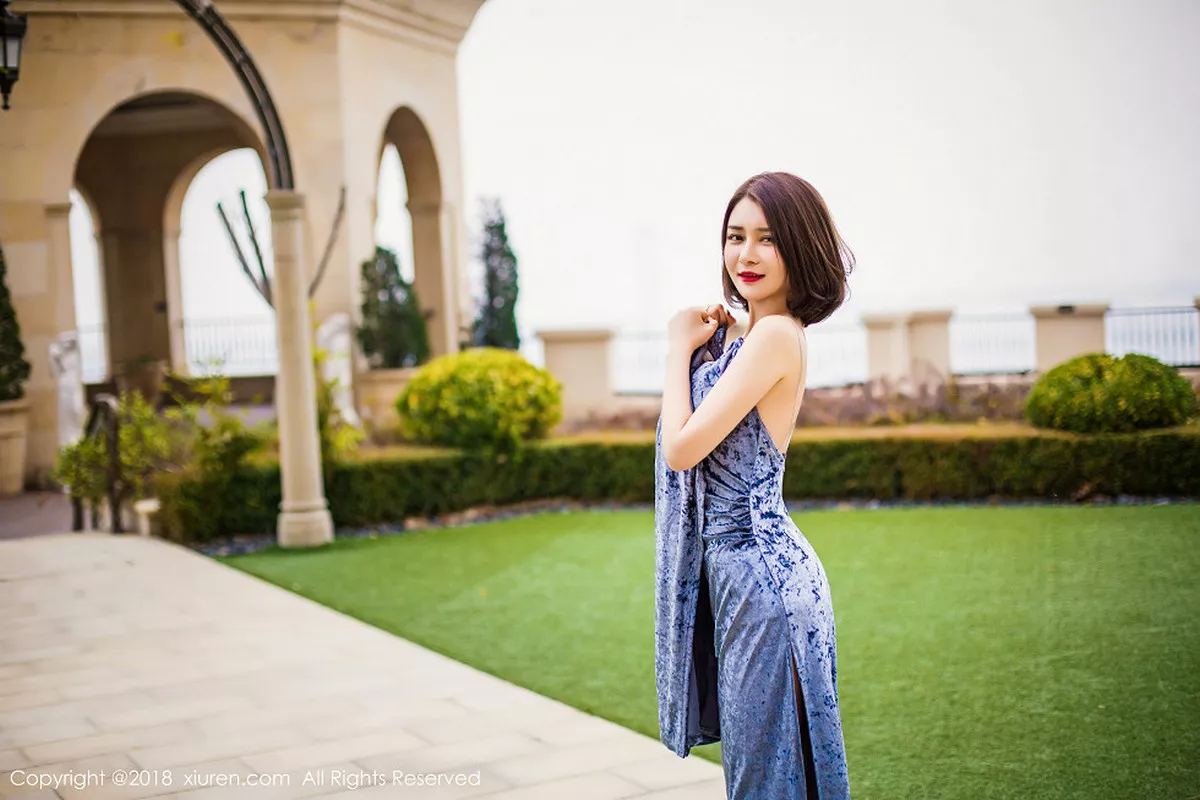 秀人集.com_[XiuRen秀人网]No.935_嫩模廿十居家私房红色塑身内衣秀完美身材白嫩肌肤性感写真58P