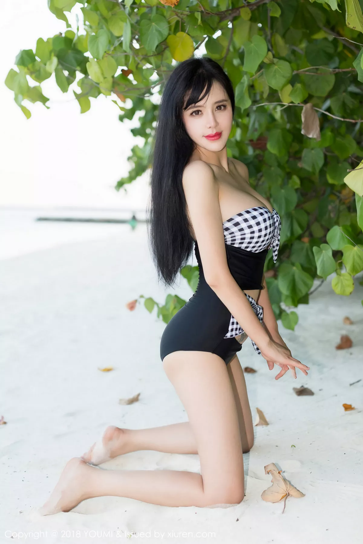 秀人集.com_[YouMi尤蜜荟]Vol.117_女神刘钰儿马尔代夫旅拍透视黑丝上衣无内秀豪乳诱惑写真38P