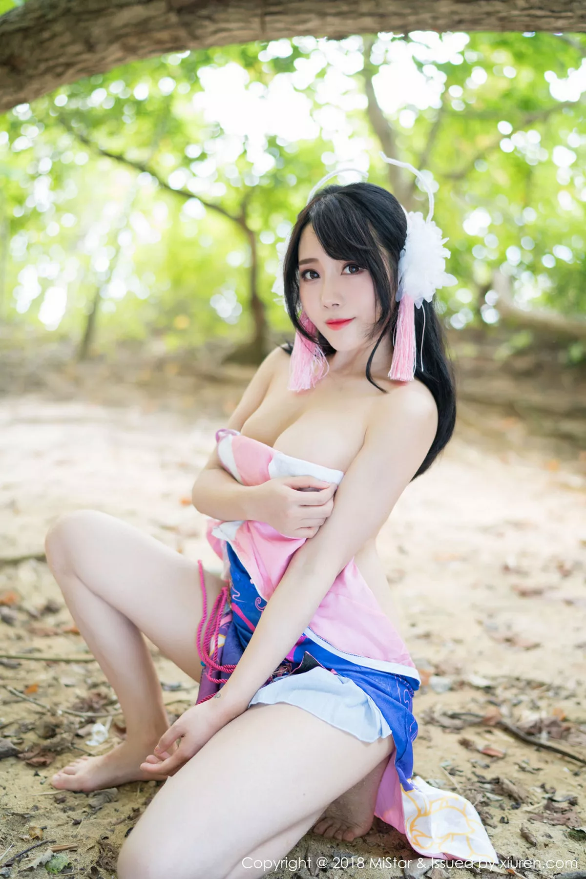 秀人集.com_[MiStar魅妍社]Vol.215_女神兜豆靓Youlina甲米旅拍外拍COS不知火舞热辣诱惑写真50P